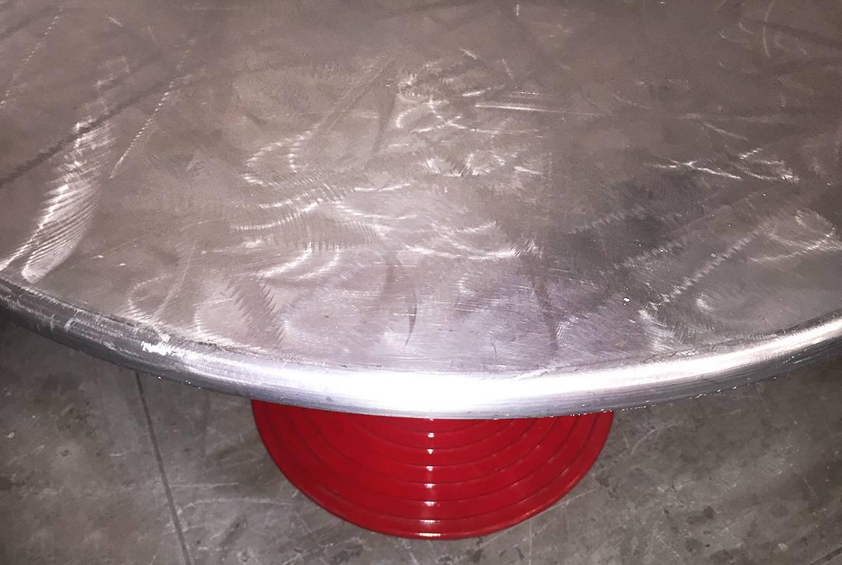 Round Stainless Cafe Table on Red Aluminium Base, circa 1960s In Good Condition In Alhambra, CA