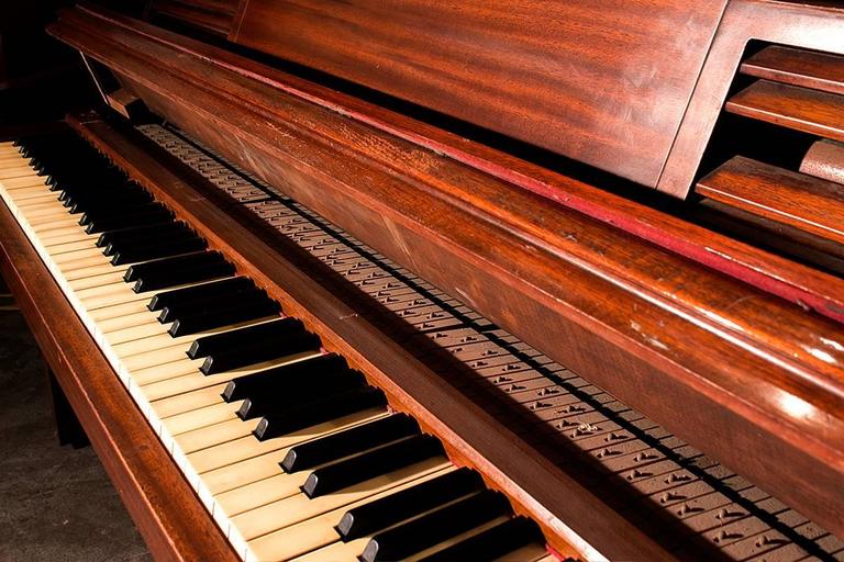 Used janssen pianos for on sale sale