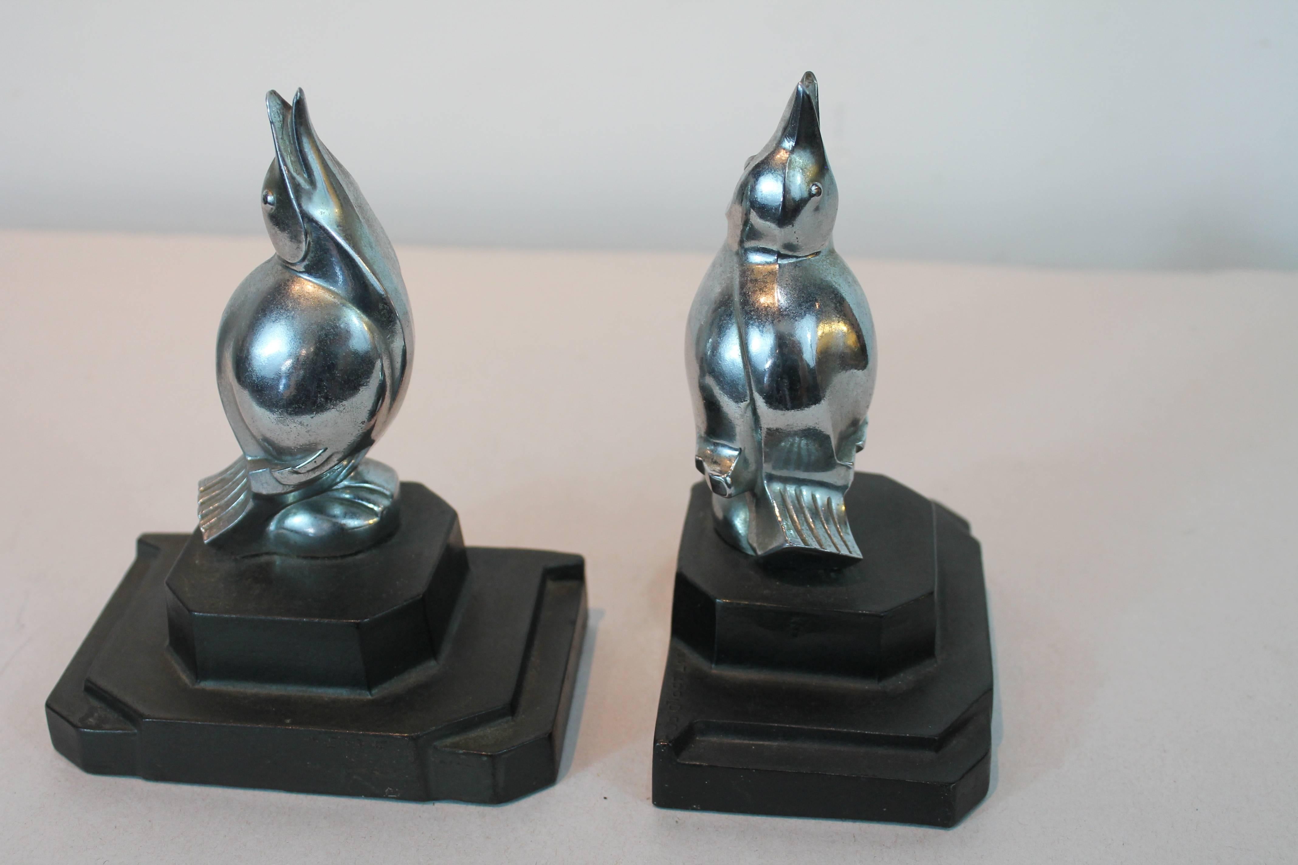 Pair of Art Deco Frankart Chrome Bird Bookends In Excellent Condition For Sale In 3 Oaks, MI