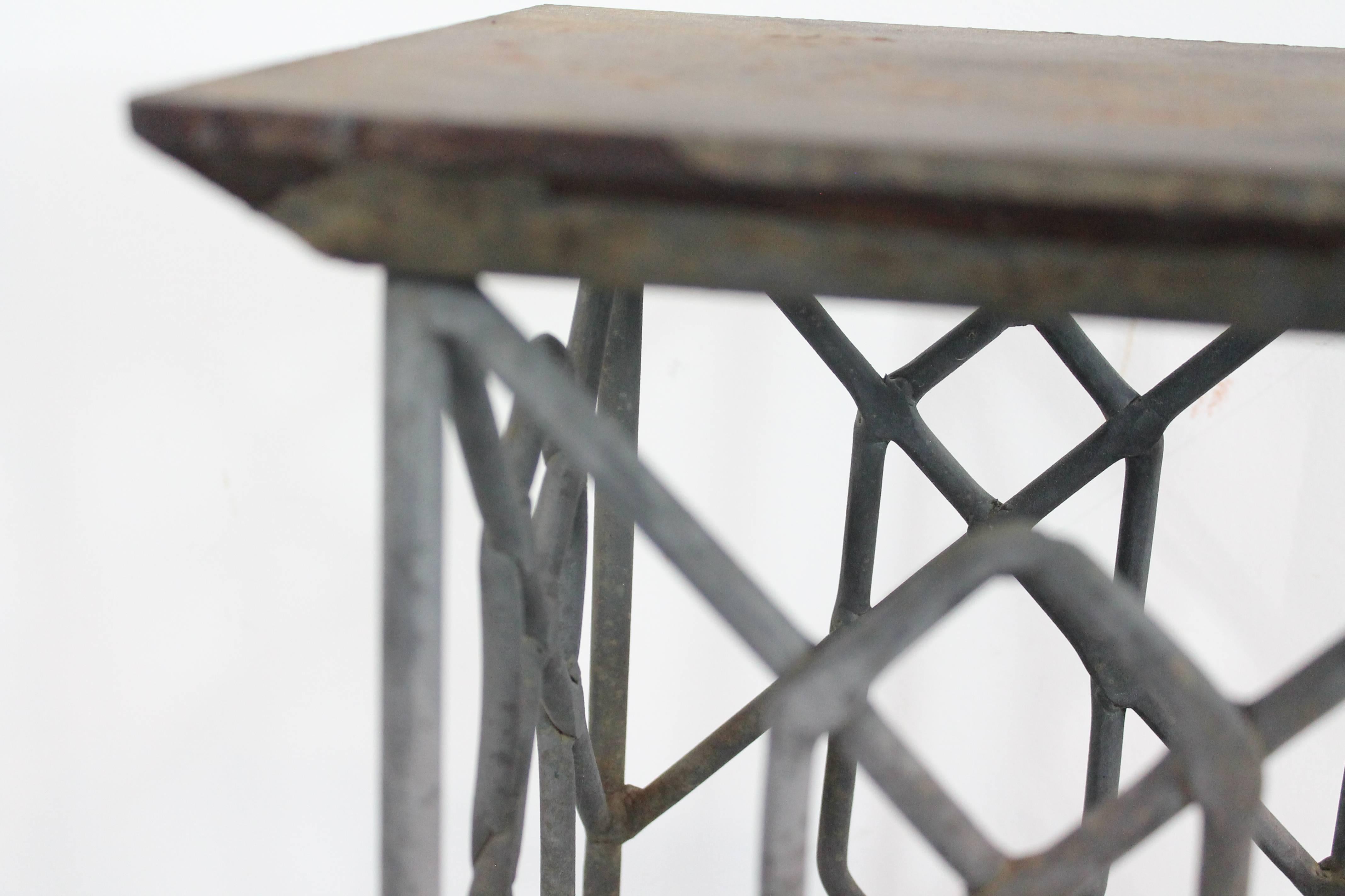 Sculptural Hand-Wrought Iron Side Table For Sale 2