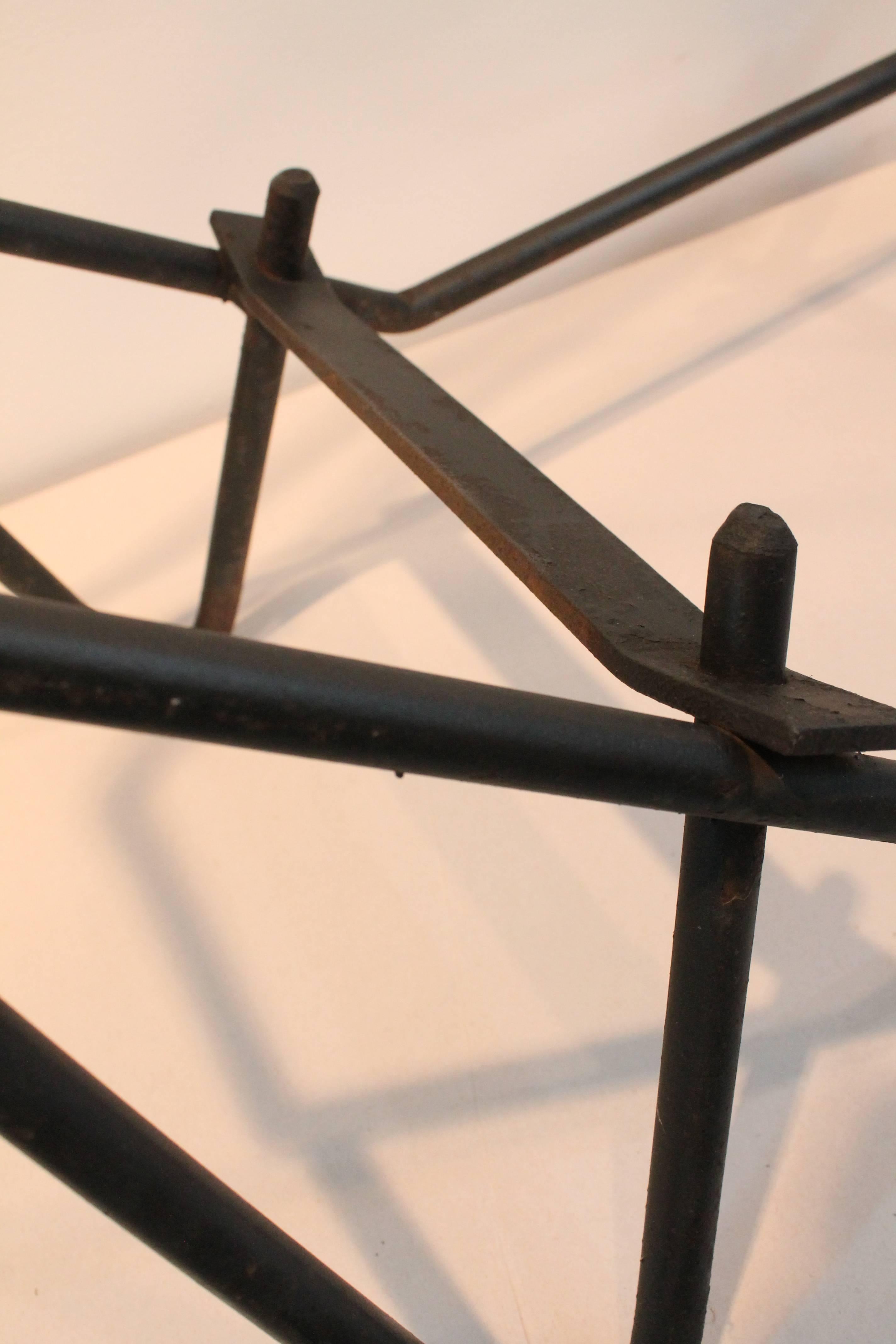 Mid-Century Modernist Sculptural Wrought Iron Log Rack For Sale 5