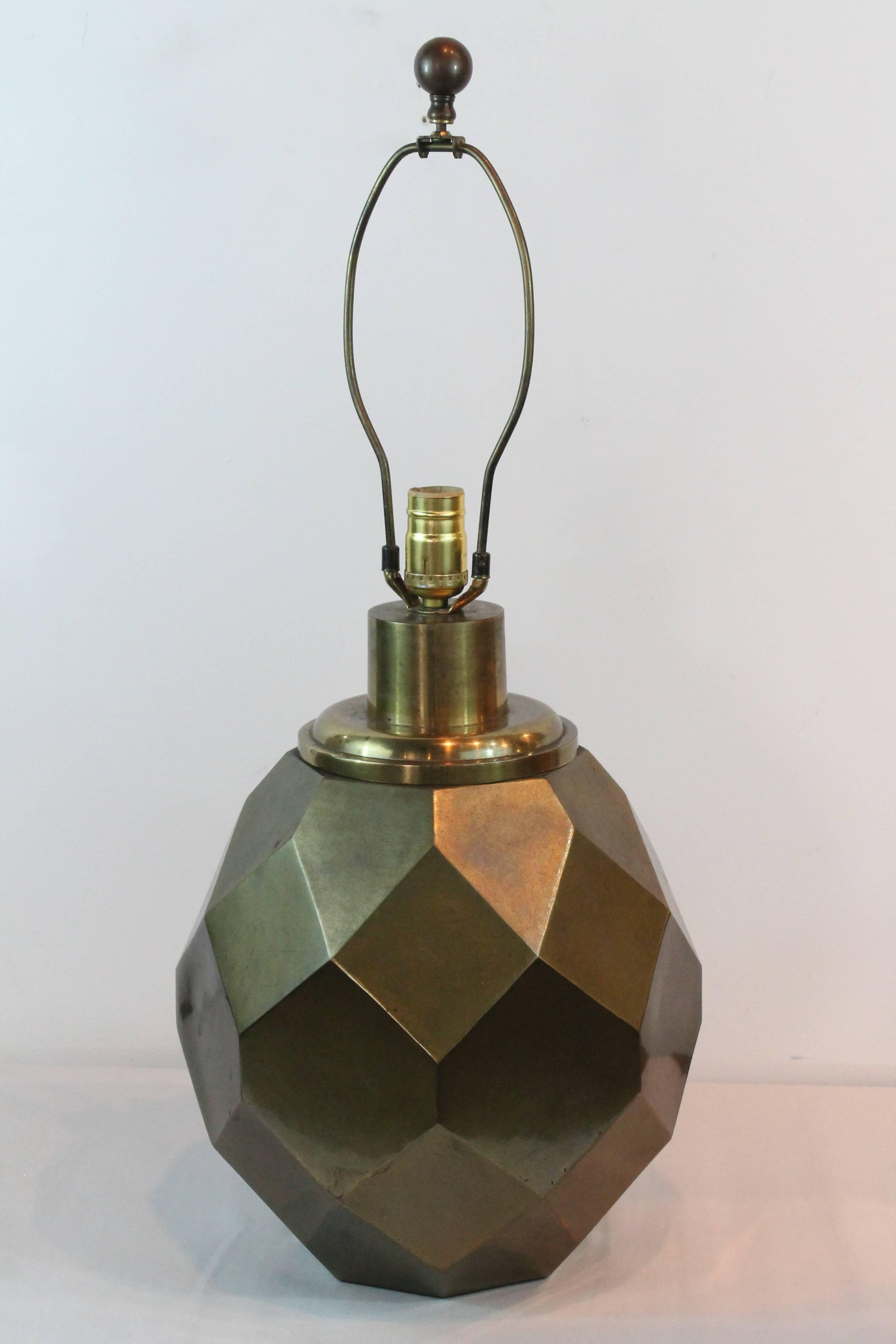 Geodesic Brass Lamp In Excellent Condition For Sale In 3 Oaks, MI