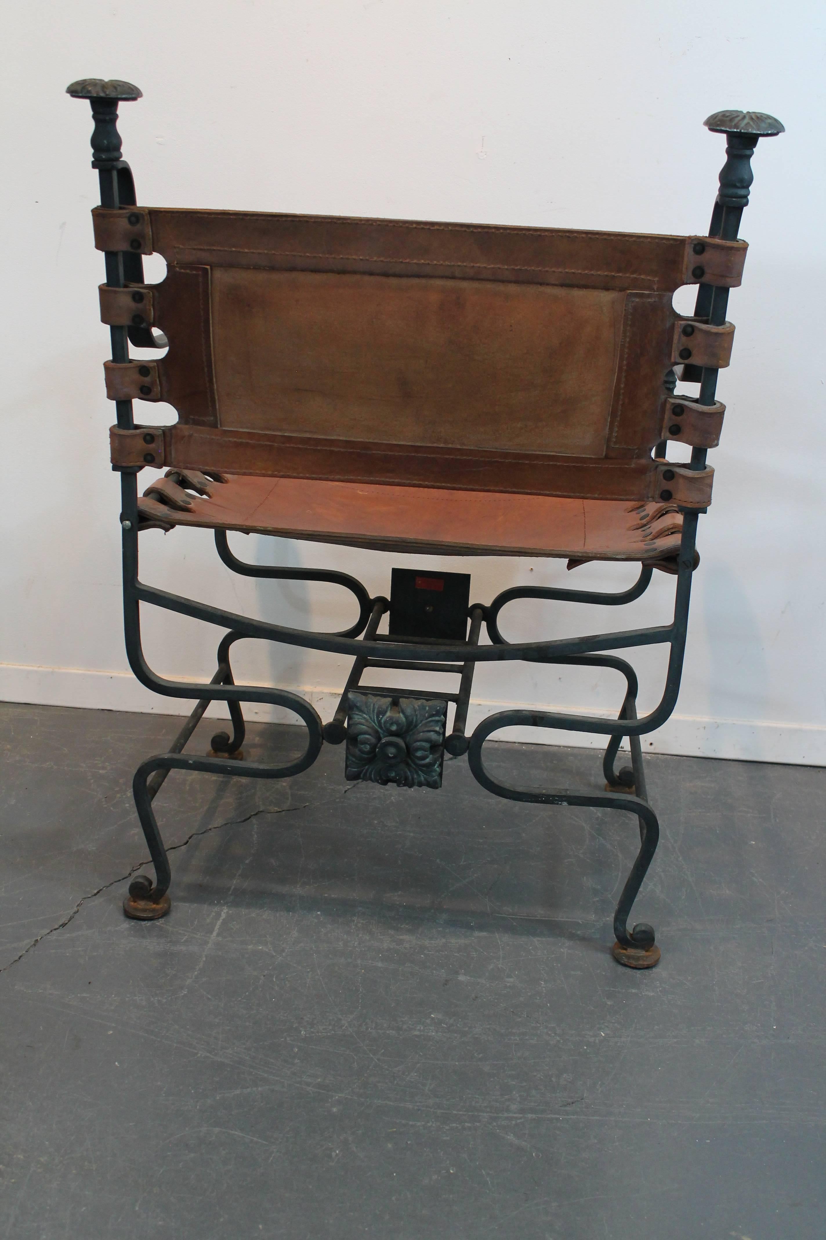 Pair of Mid-20th Century Savonarola Chairs 2