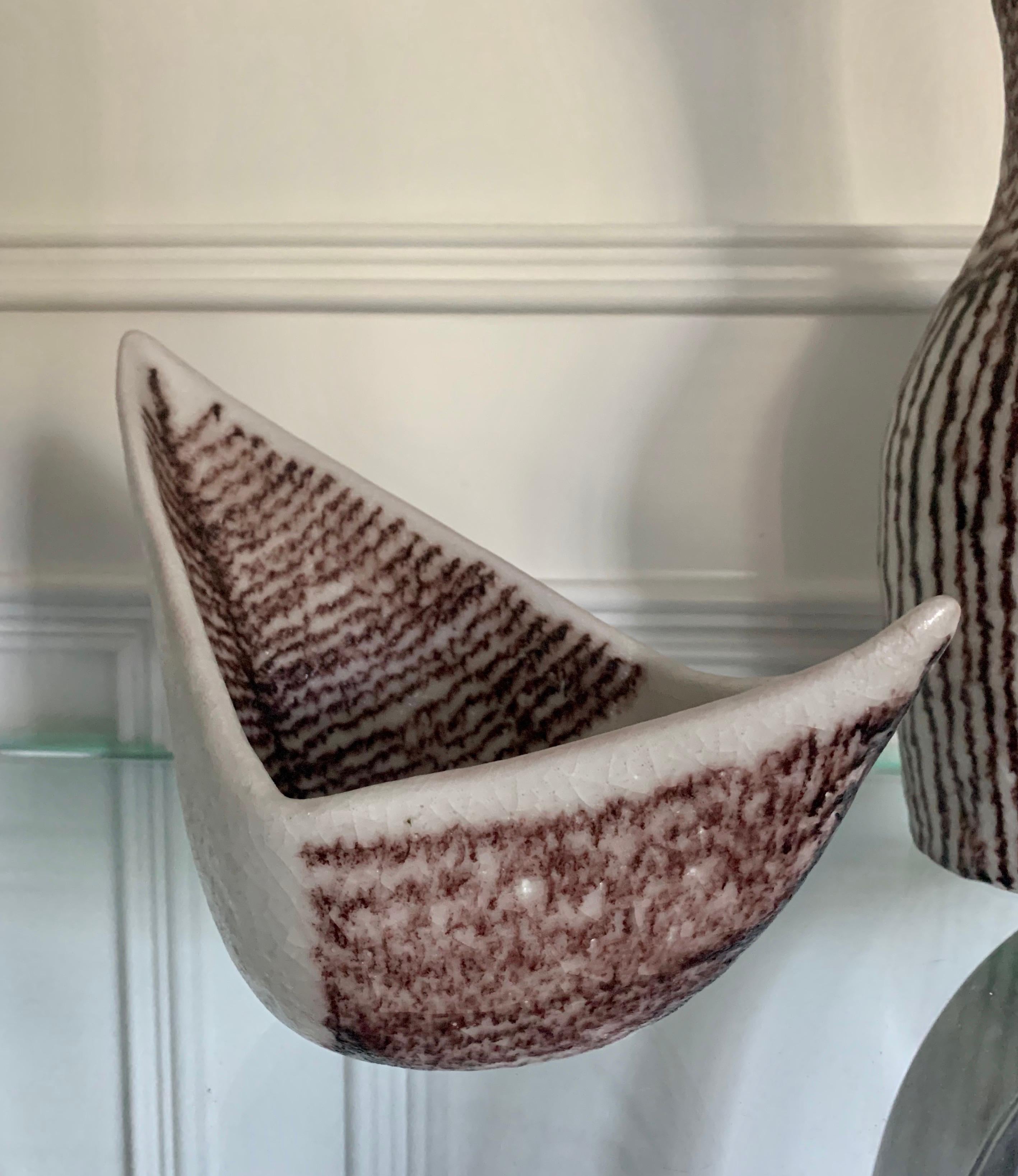 Italian Ceramic Vessel by Guido Gambone en Bueno estado para la venta en Atlanta, GA