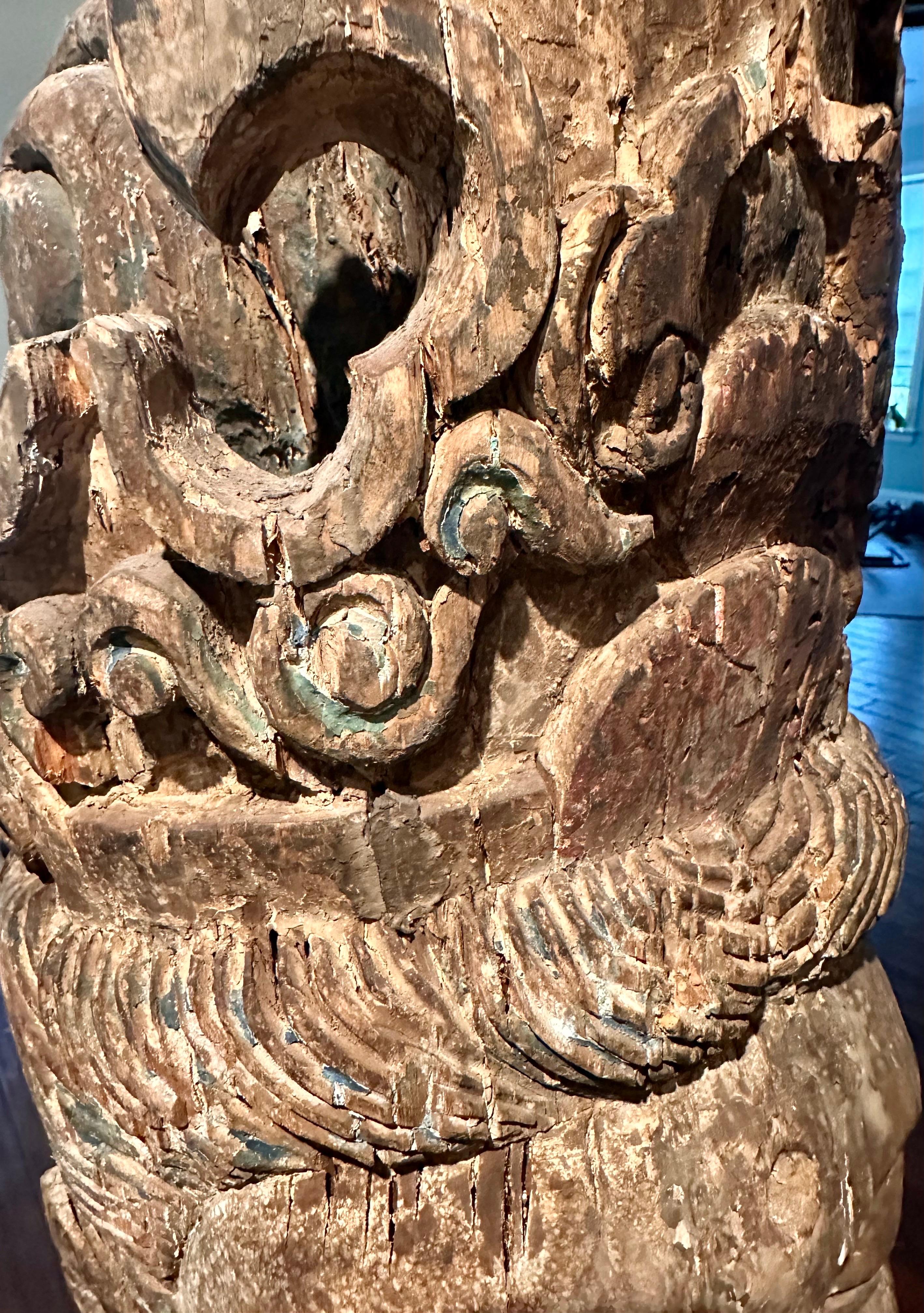 Grande scultura in Wood con testa di Boddhisatva della dinastia Ming in vendita 8