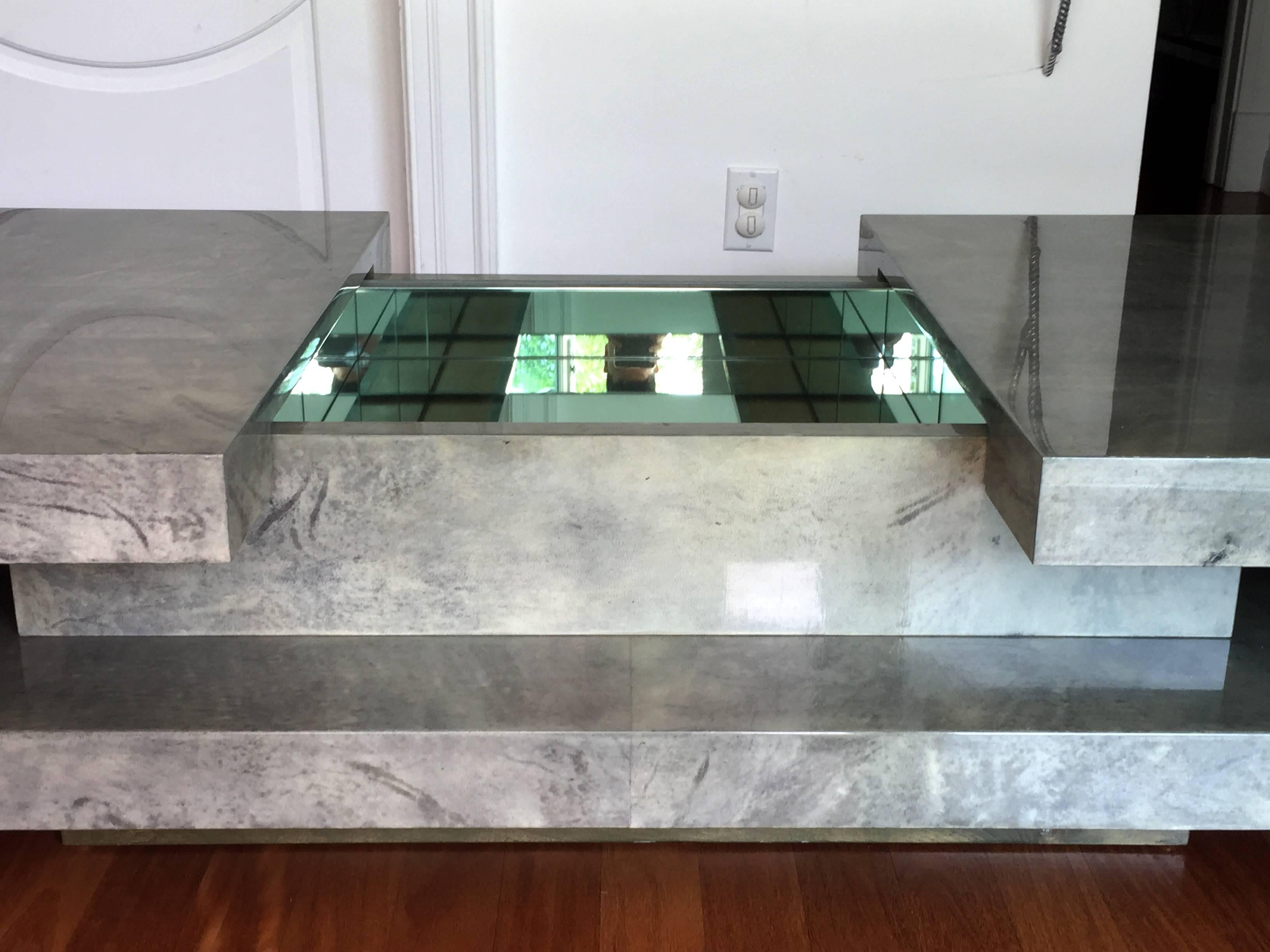 Mid-20th Century Italian Lacquered Goat Skin Coffee Table with mirrored bar Aldo Tura