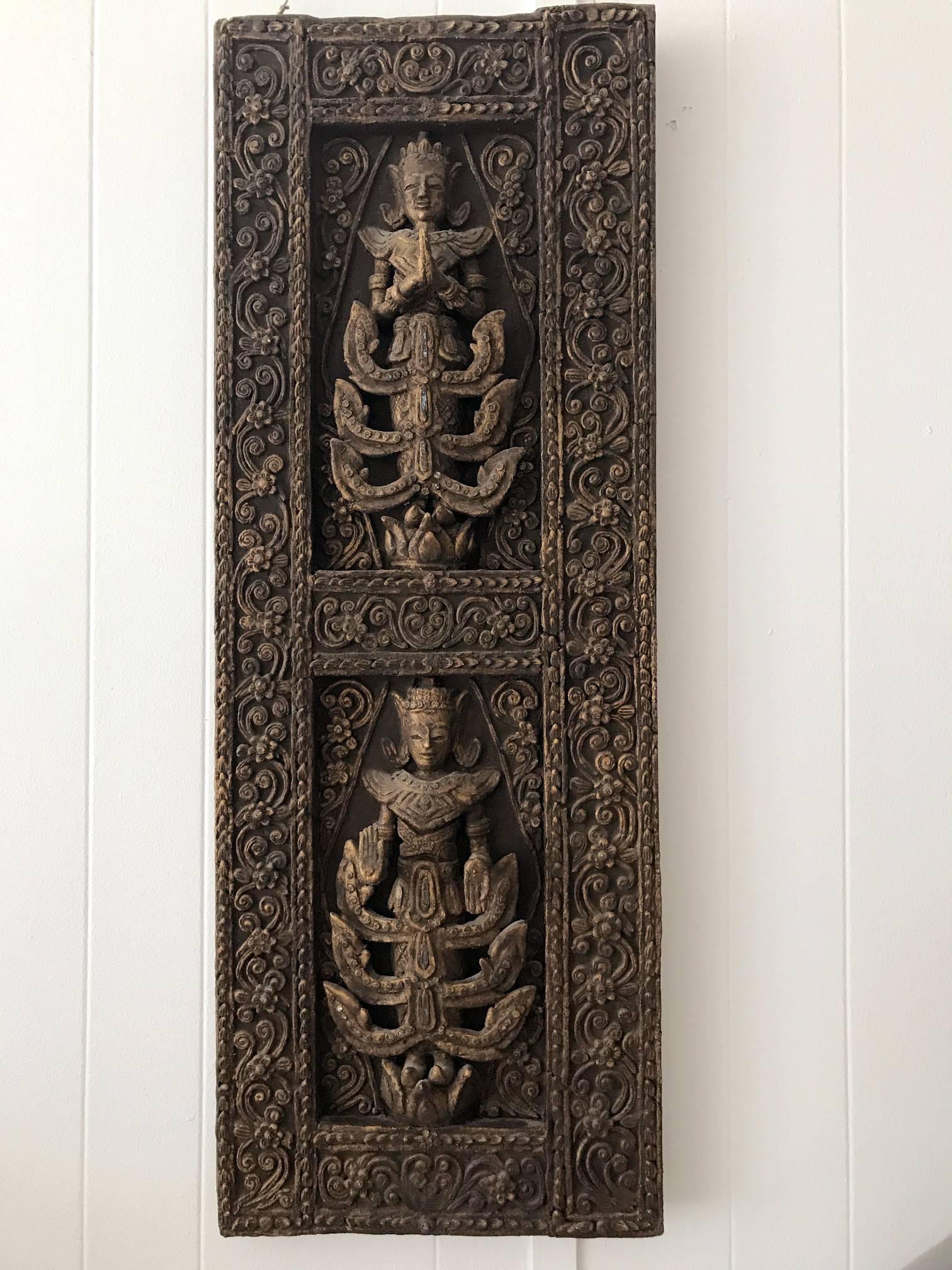 A Pair of Antique Architectural Window panels from Thailand In Good Condition In Atlanta, GA