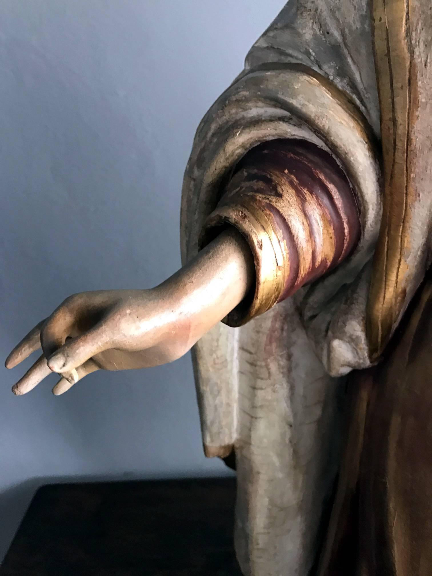 Antike spanische Kolonialstatue der Heiligen Madonna (Metall) im Angebot