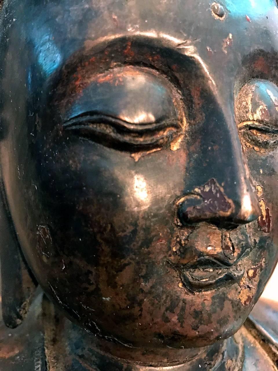 Large and Fine Antique Bronze Buddha In Good Condition In Atlanta, GA