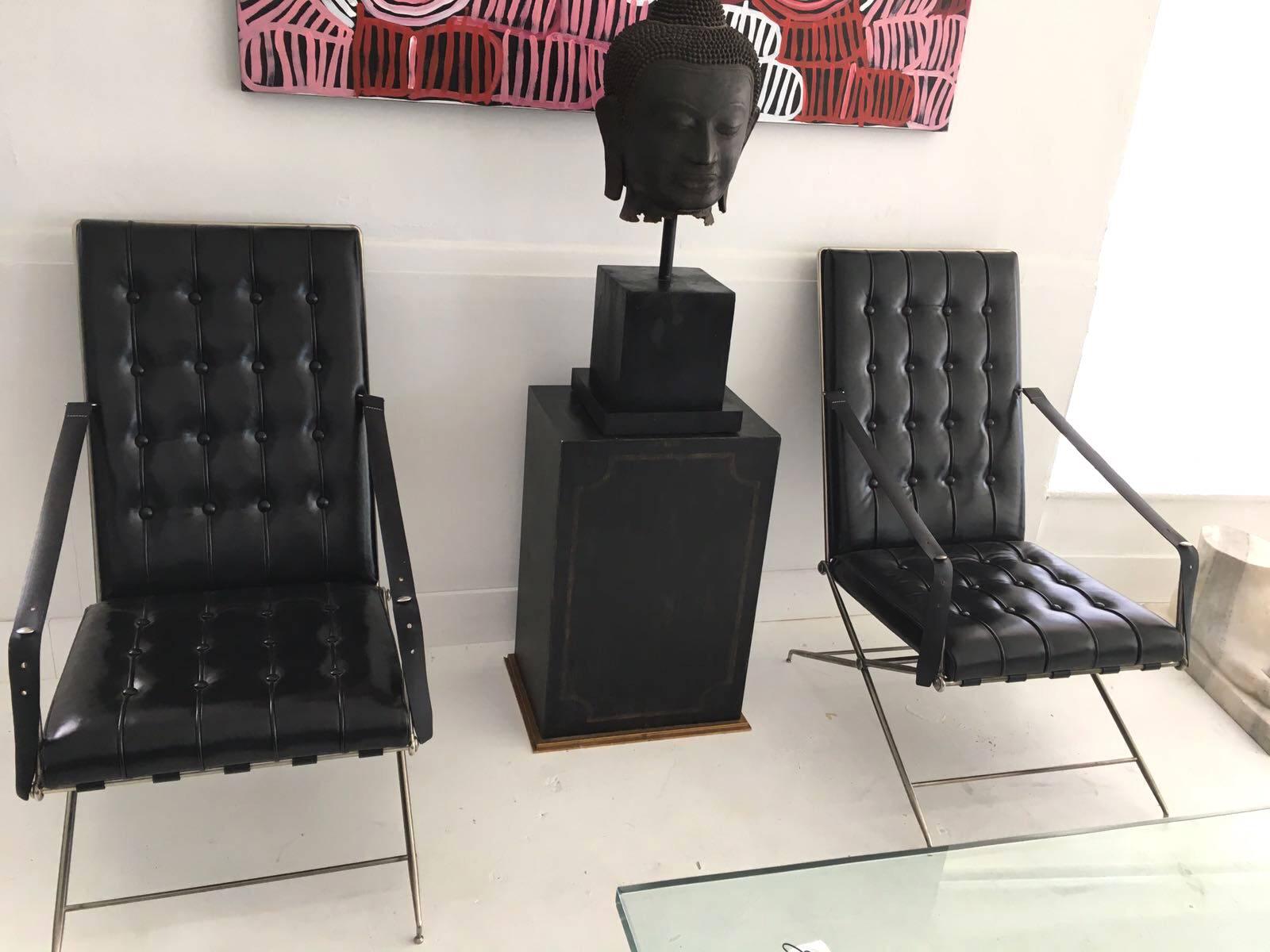Rare paire de chaises de campagne napoléoniennes I Johns Bon état - En vente à Atlanta, GA