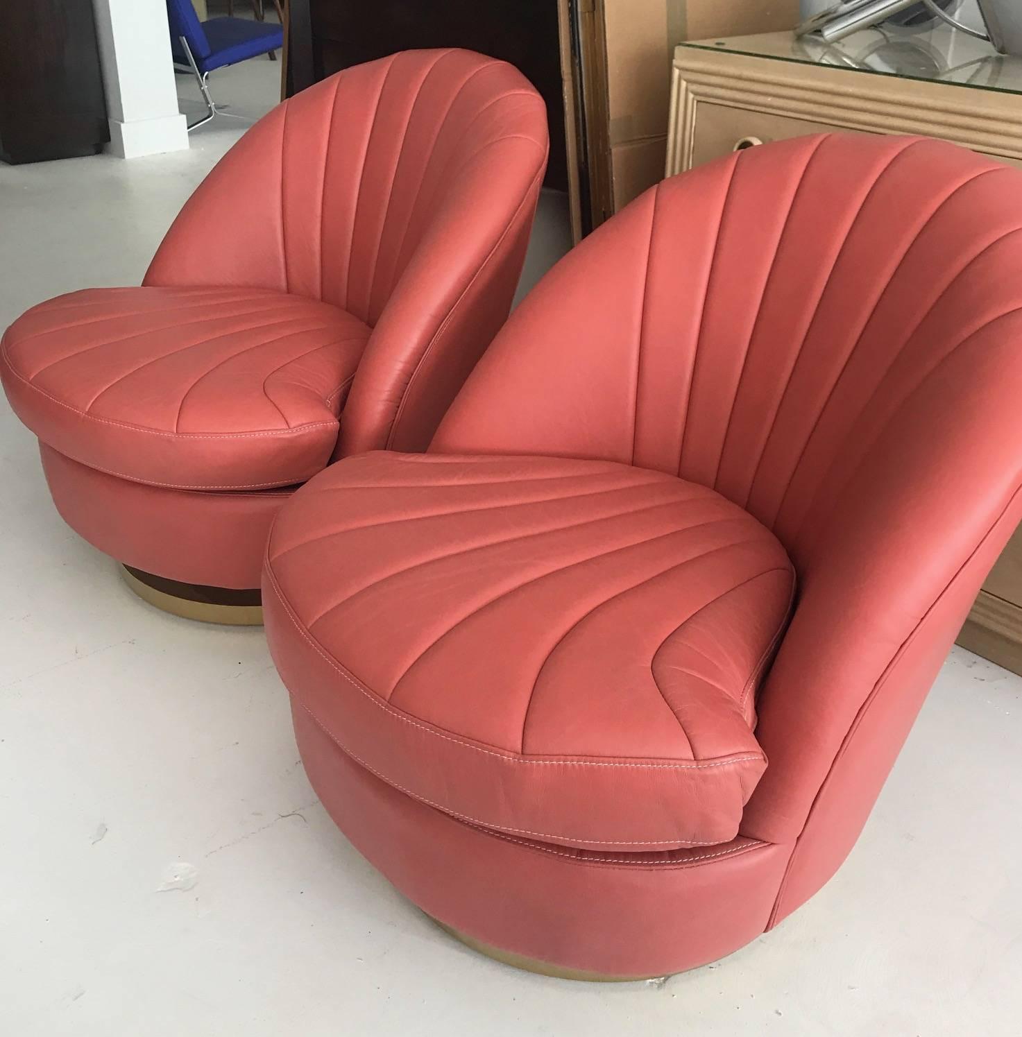 Pair of Glamorous Modern Lounge Chairs Milo Baughman In Good Condition In Atlanta, GA