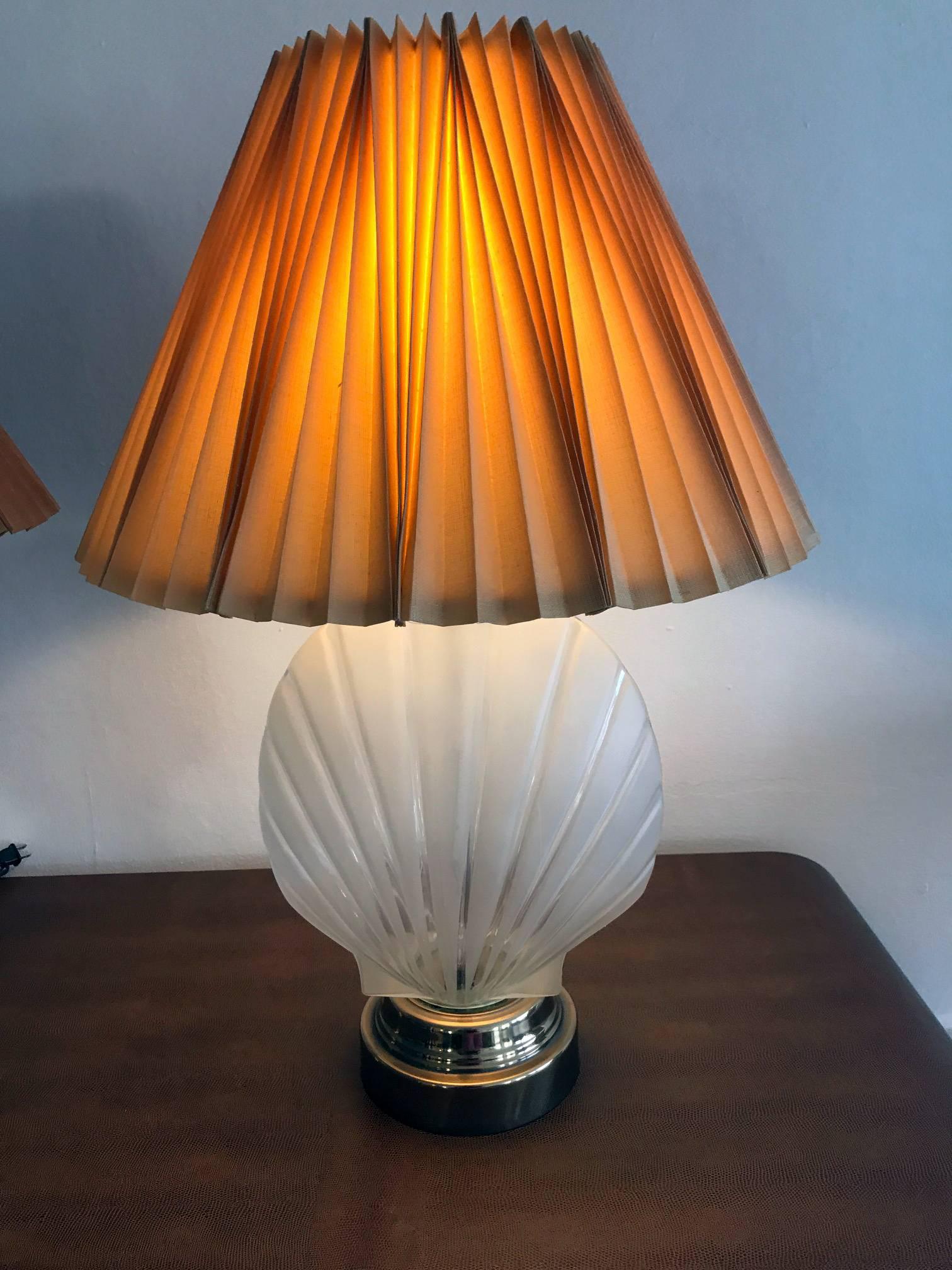 Molded Pair of Shell Form Glass Table Lamps For Sale