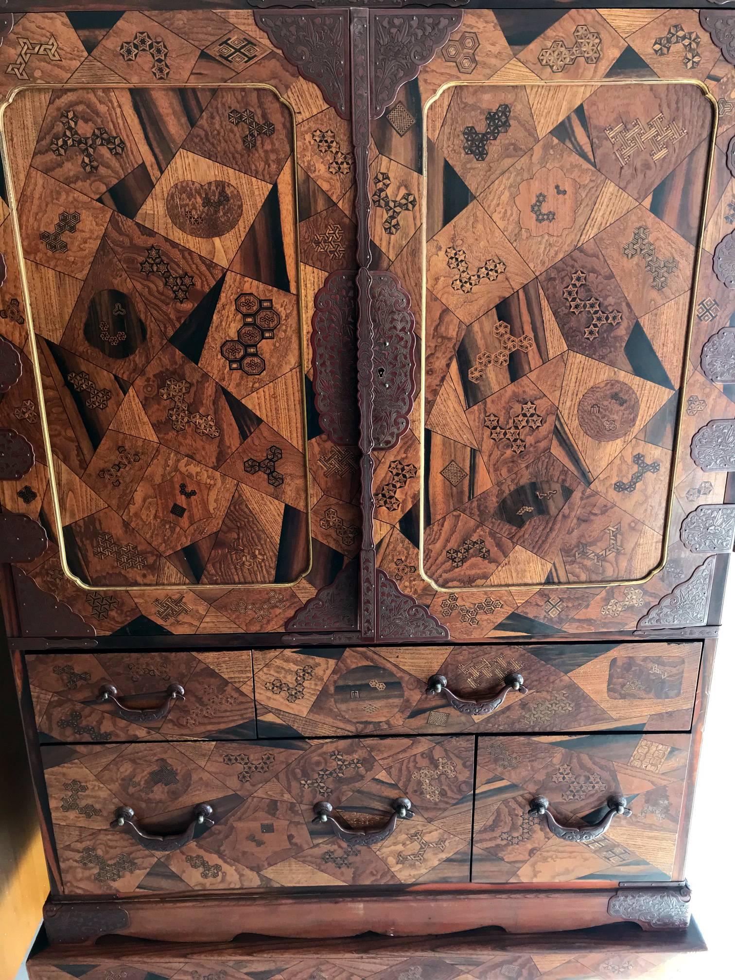 Rare Japanese Export Marquetry Cabinet with Drawers on Stand In Good Condition For Sale In Atlanta, GA