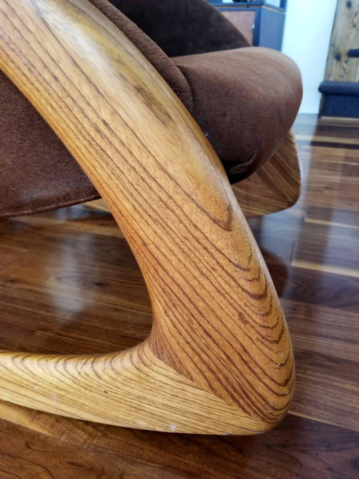 Crescent Rocker by Wendell Castle in Rare Zebra Wood In Good Condition In Atlanta, GA