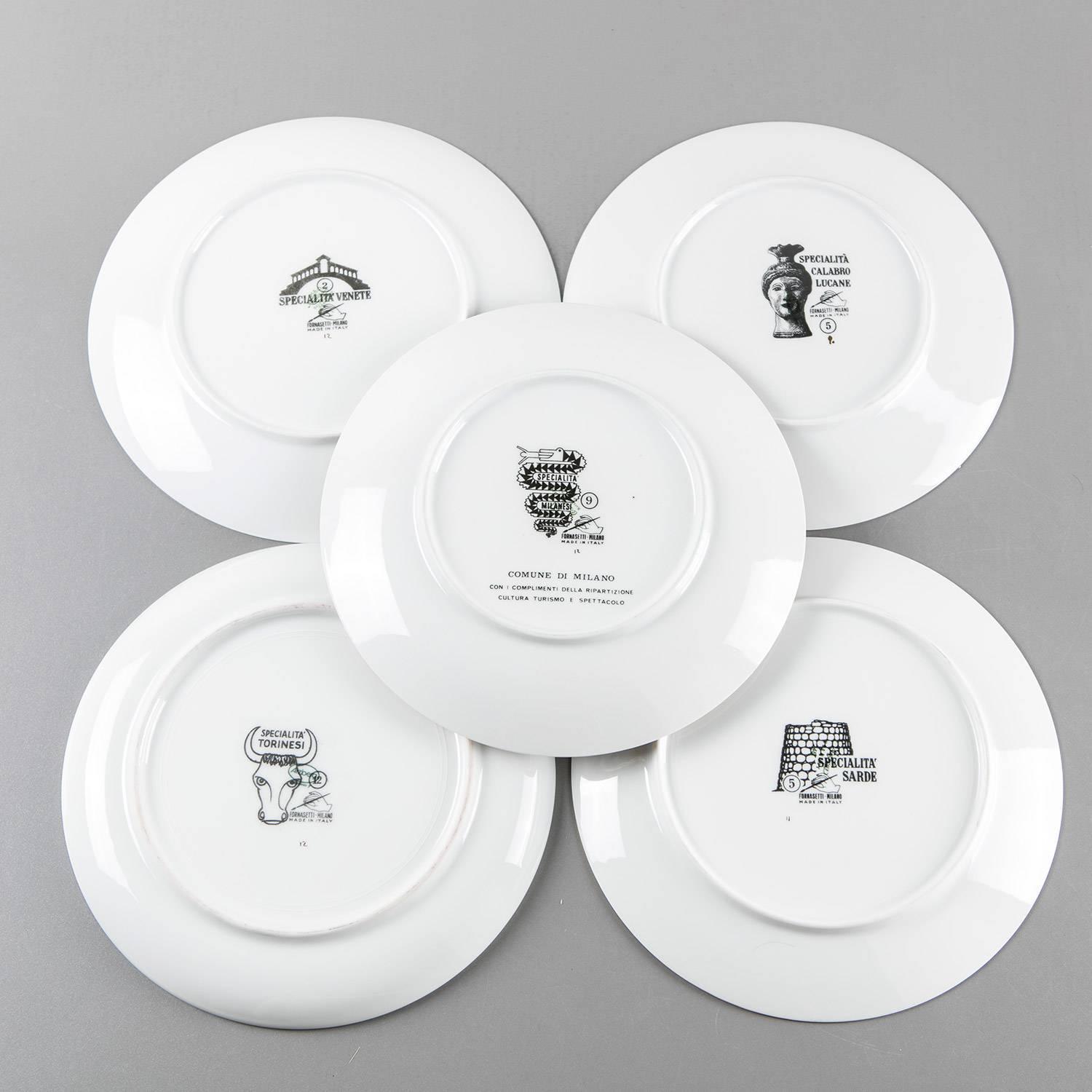 Unique Set of 24 Dinner Plates by Piero Fornasetti For Sale at 1stdibs