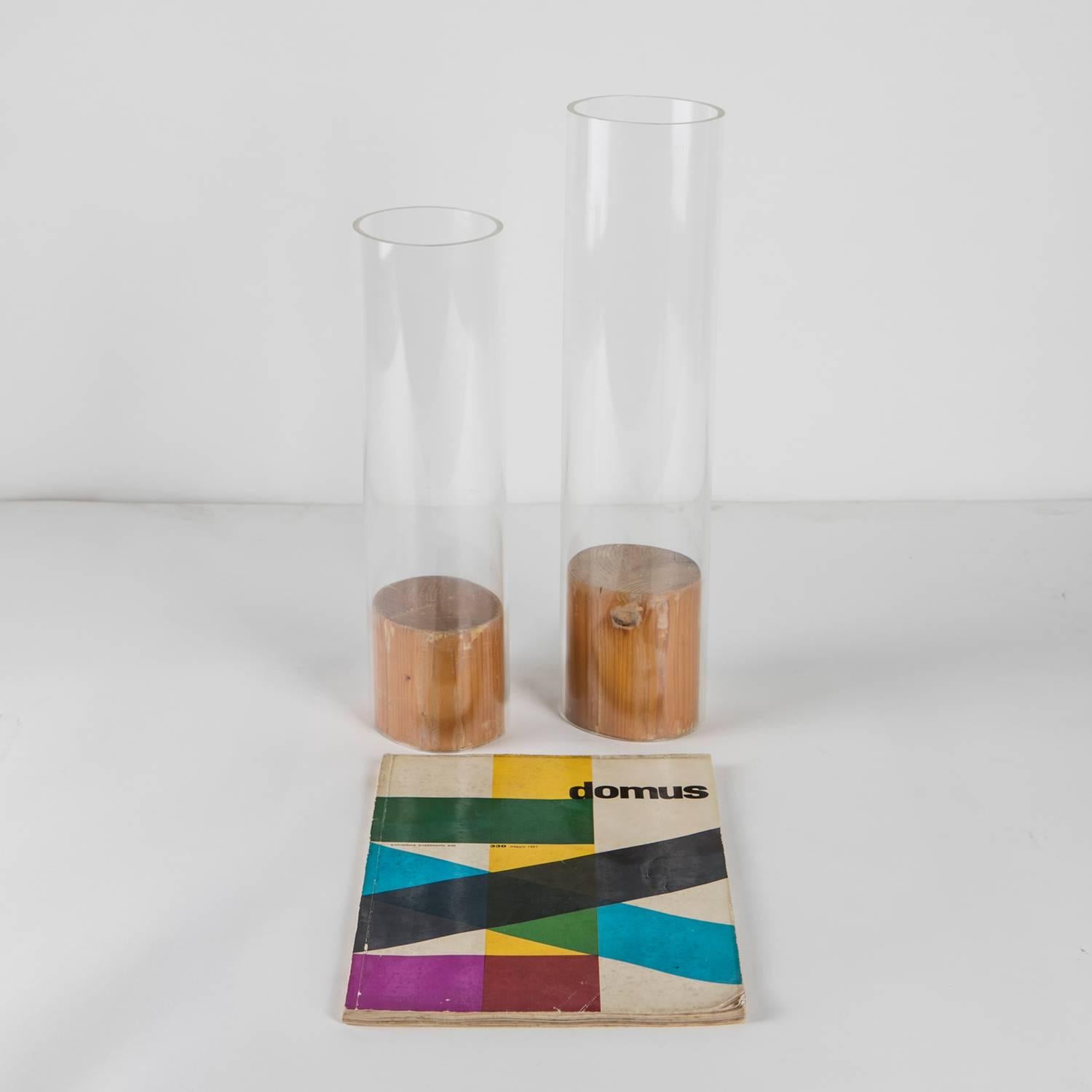 Set von zwei Vasen aus Holz und Plexiglas von Carla Venosta, Italien, 1970er Jahre im Angebot 1