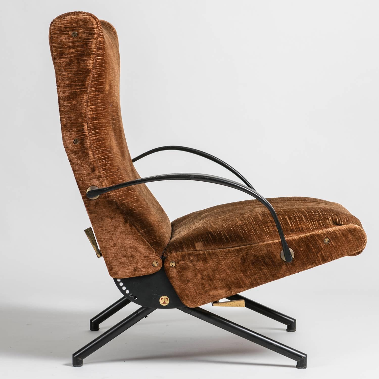 Italian Pair of P40 Lounge Chairs by Osvaldo Borsani for Tecno