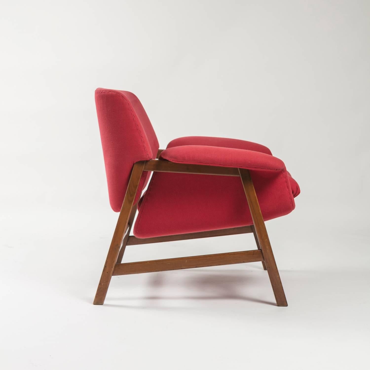 Mid-20th Century Pair of Armchairs by Gianfranco Frattini for Cassina