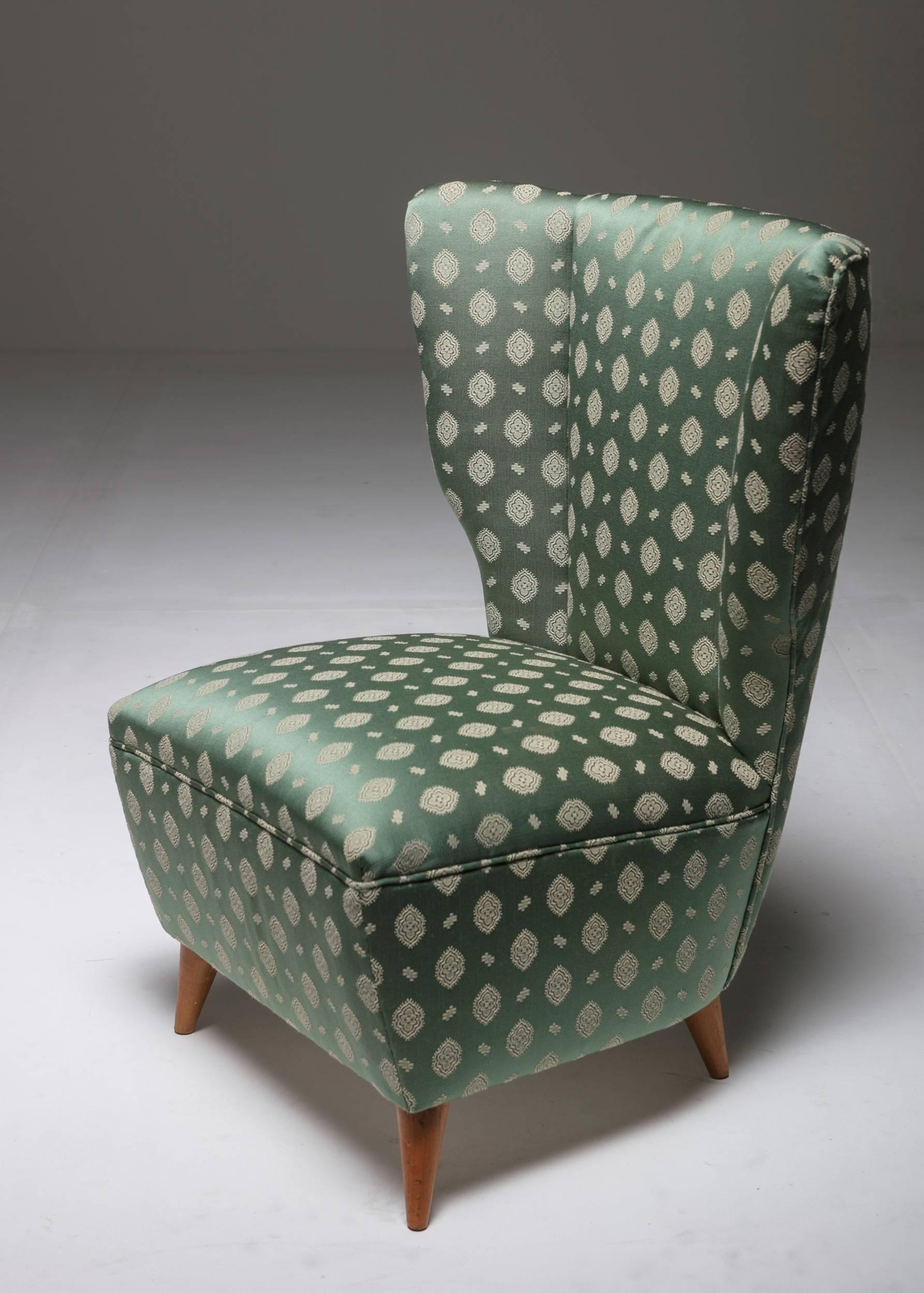 Ensemble de deux fauteuils à dossier en forme d'aile, Italie, années 1950 Bon état - En vente à Milan, IT