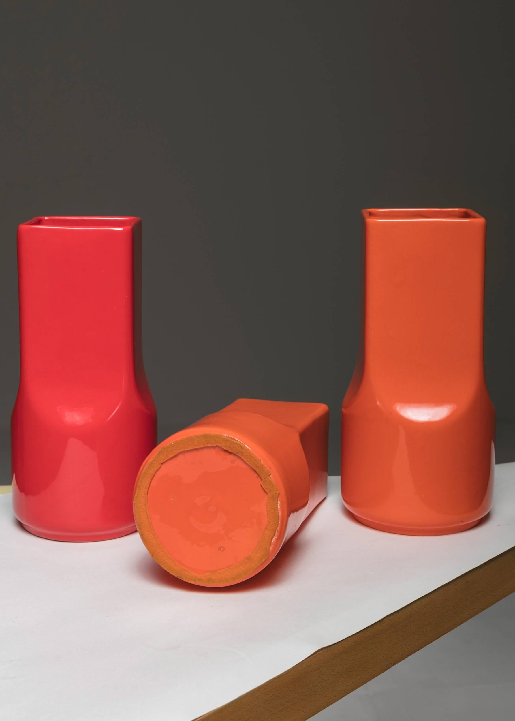 Italian Set of Two Ceramic Vases by Studio O.P.I. for Gabbianelli, Italy, 1960s For Sale