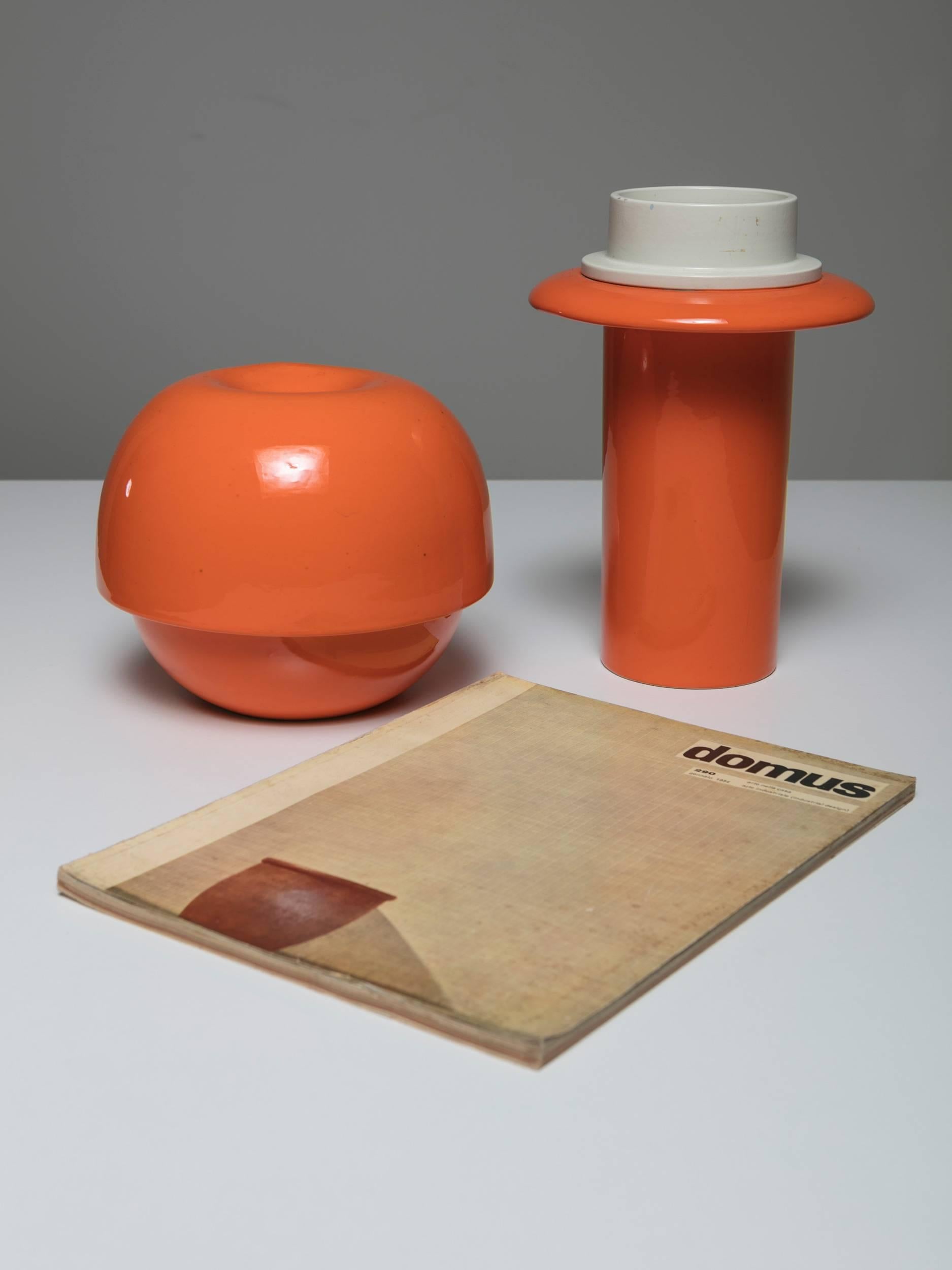 Set aus zwei Keramikvasen von SIC, Italien, 1970er Jahre (Postmoderne) im Angebot