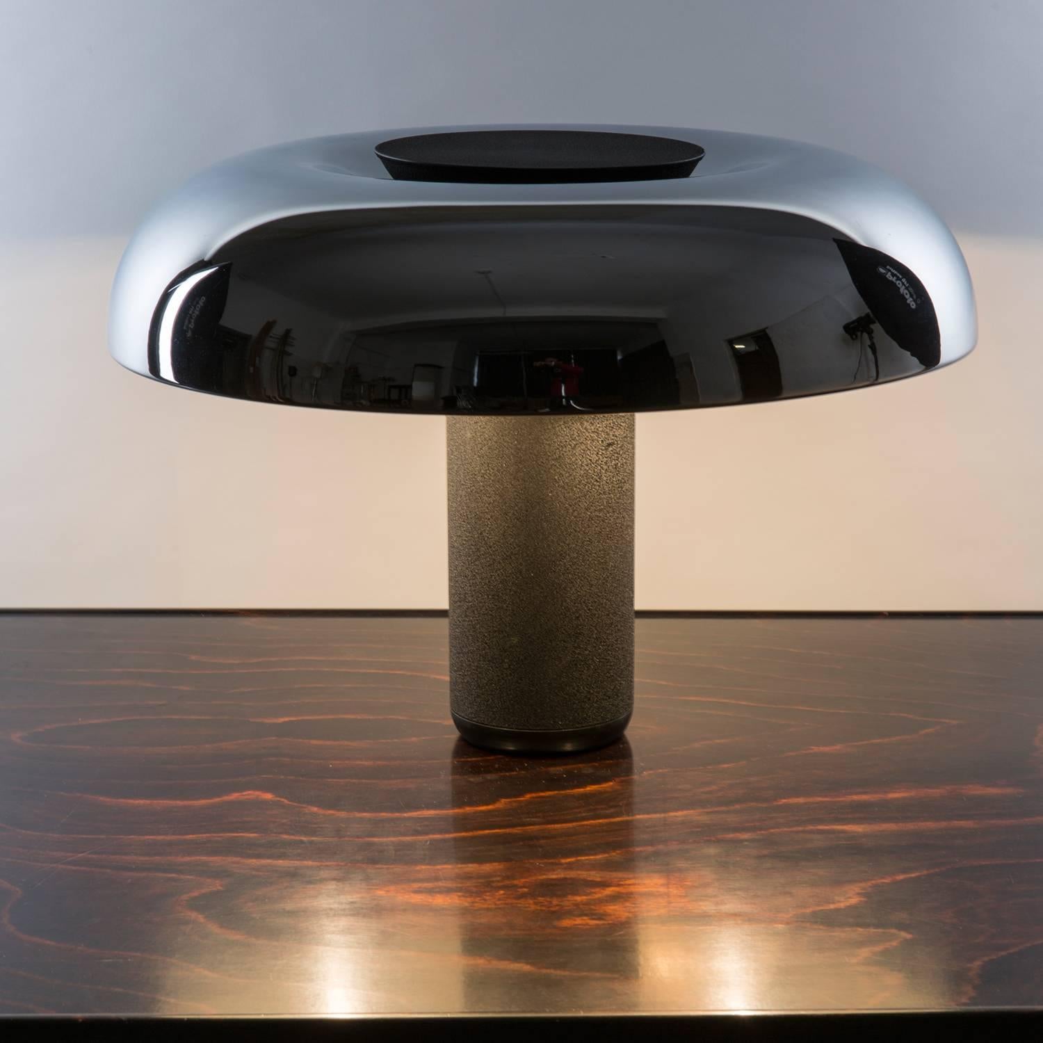 circa table lamp lumenform