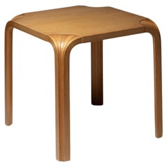 Drei Hocker Modell "X 601" von Alvar Aalto für Artek, Finnland, 1950er Jahre
