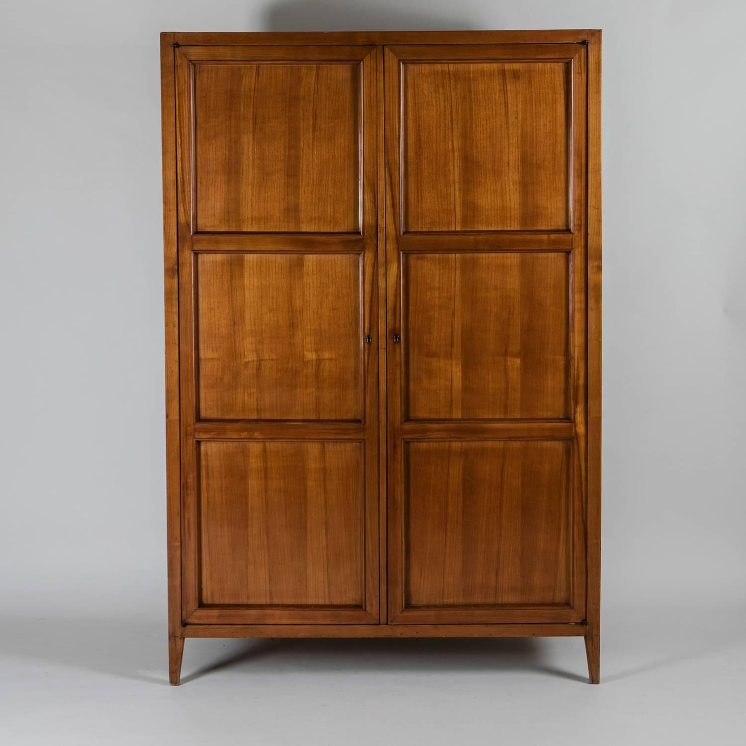Marvelous cabinet by Paolo Buffa by Marelli and Colico, for Casa B. at Salò.
 