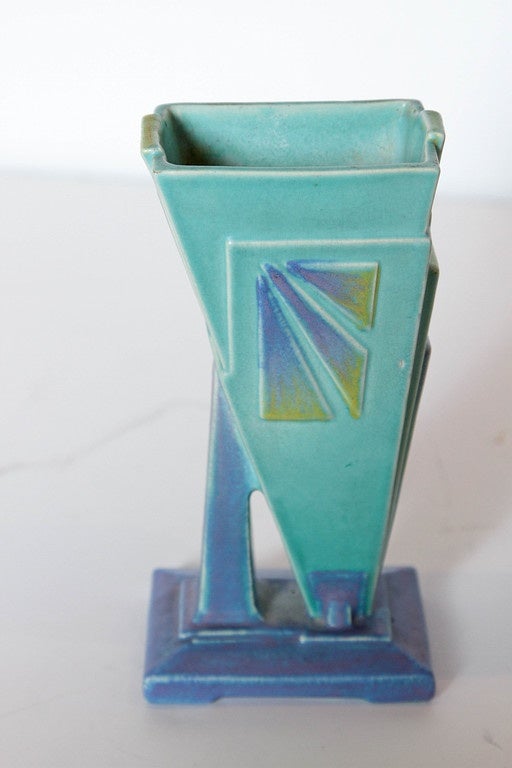 Mid-20th Century Cubist, Geometric 1930s Art Deco Signed British Vase by Bretby