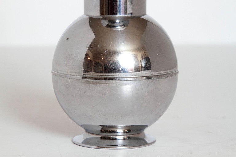20th Century Killer Large Vintage Machine Age Barbell or Dumb Bell Cocktail Shaker For Sale