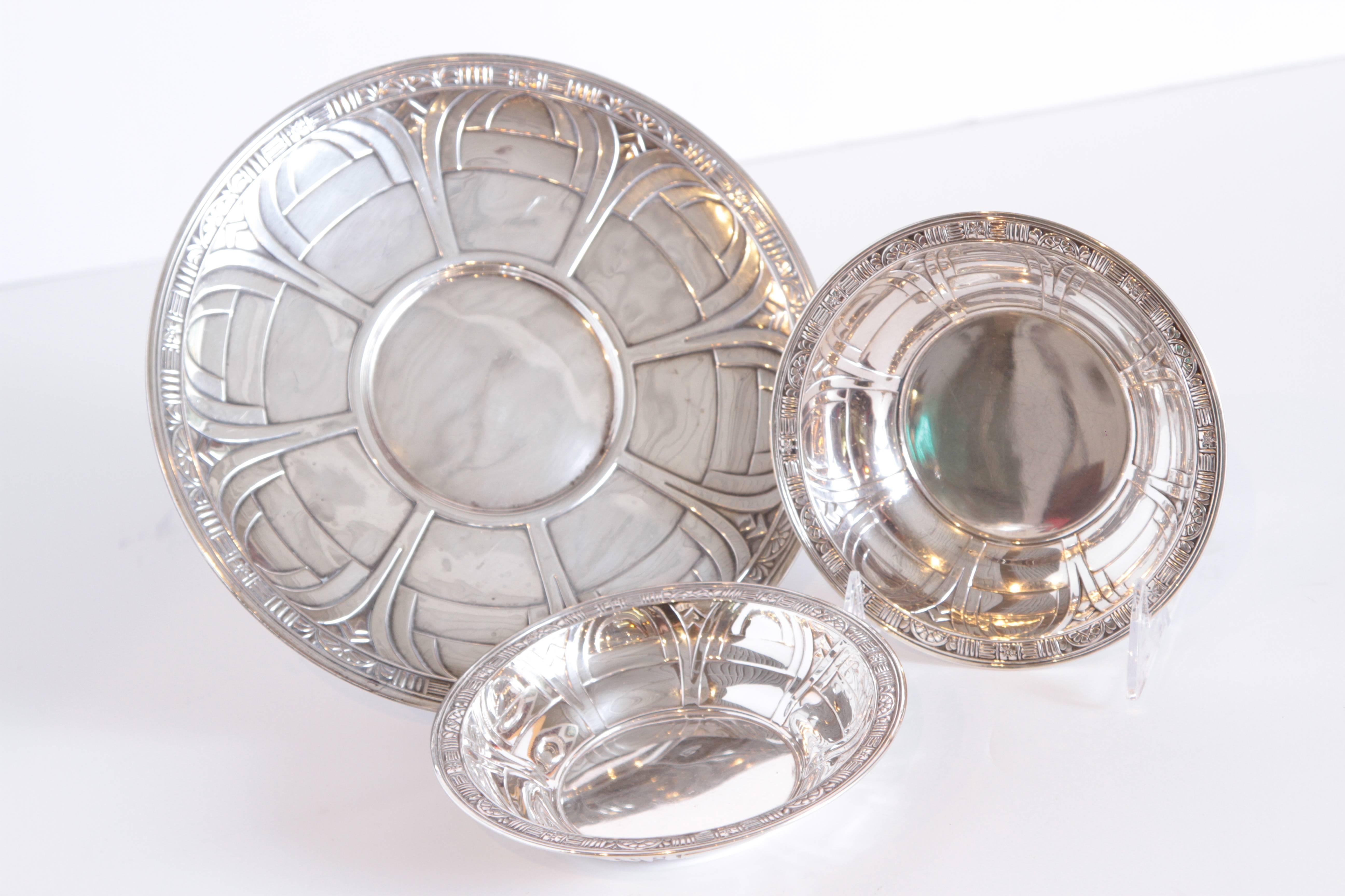 One of these early Machine Age sandwich plates is in the Jewel Stern permanent collection at the Dallas Museum of Art, acquired from the Patsy Lacy Griffith collection.
According to the Exhibition catalog, only 250 of this particular plate were