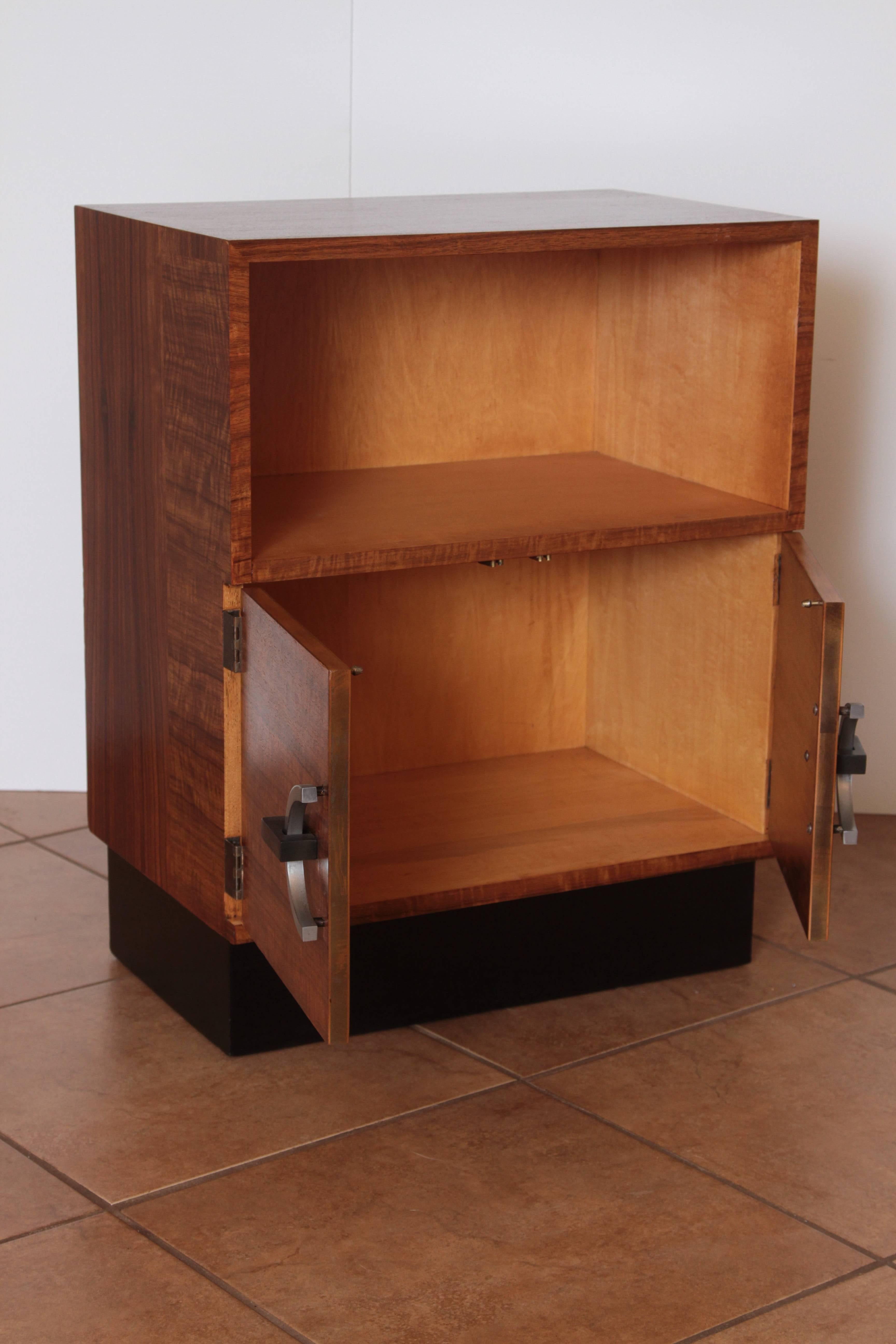 Mid-20th Century Art Deco Machine Age Gilbert Rohde Herman Miller, 1934 East India Laurel Cabinet For Sale