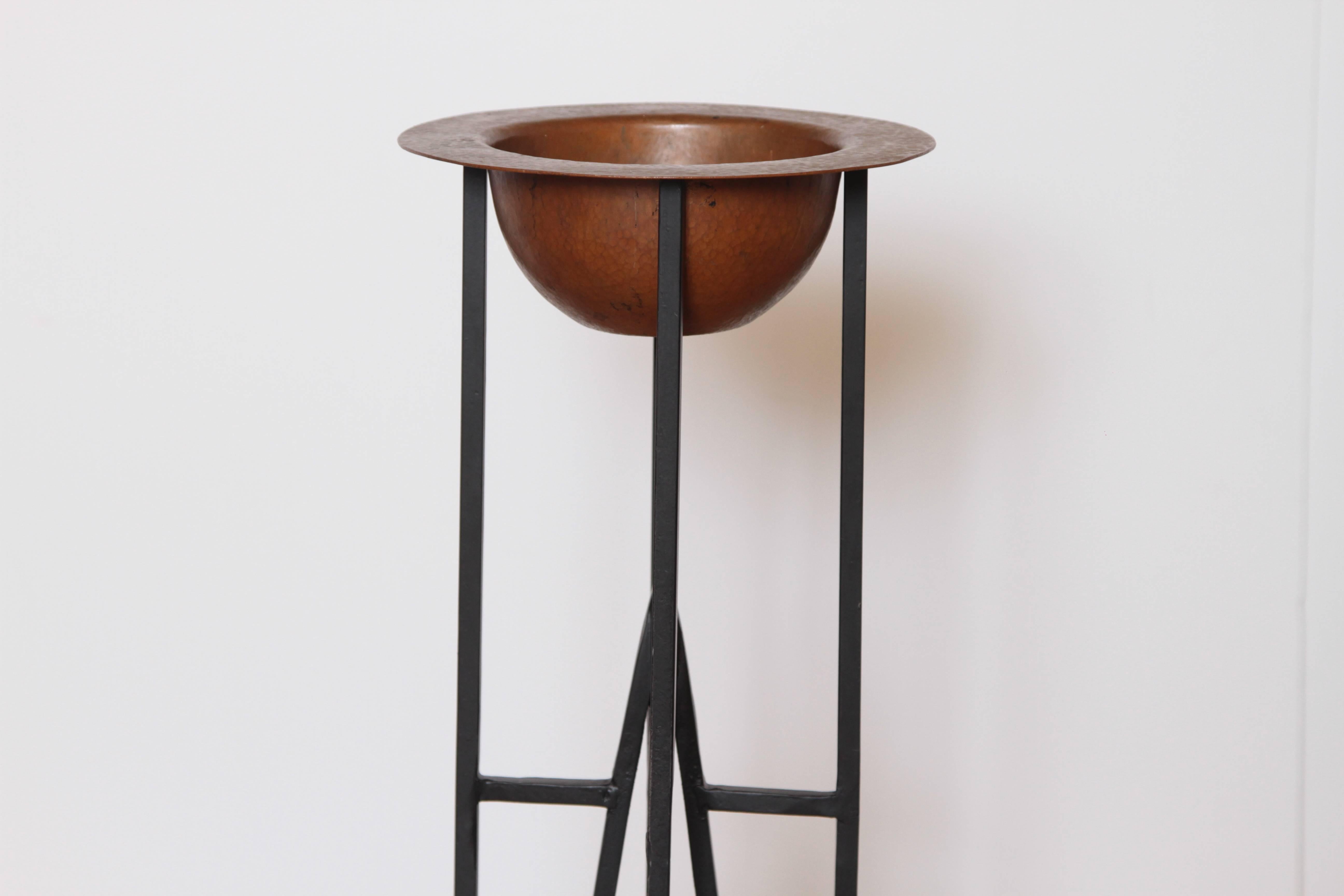 Art deco Mcarthur / wright Arizona Biltmore wrought iron plant or smoking stand

Fabulous example of this iconic and rare stand, complete with copper bowl. 
Attractive patina to unpolished copper bowl. Bowl fits firmly within 4 top rods.