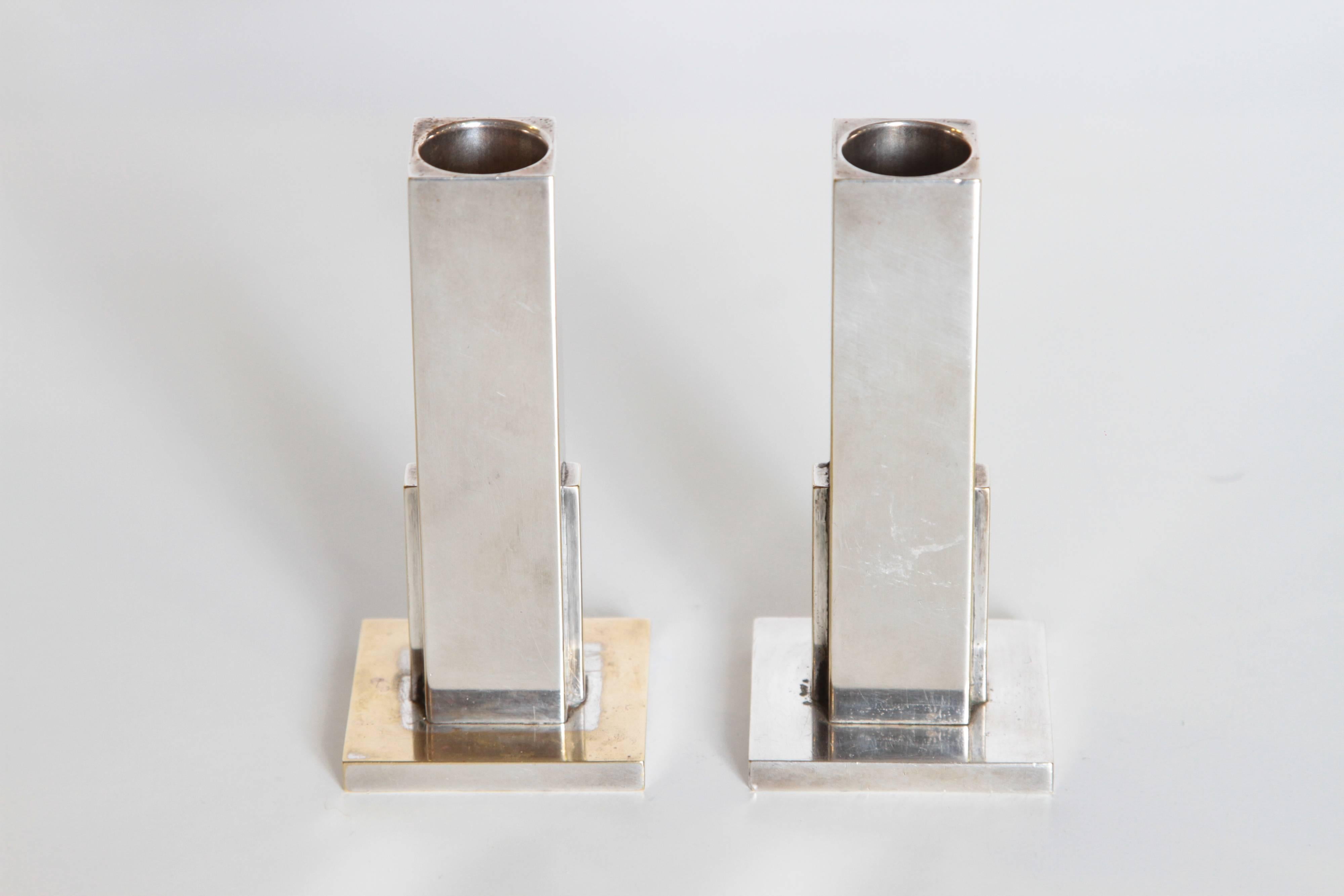 Machine Age Art Deco Skyscraper candlestick holders Merle Faber signed circa 1949 silver plate

Original iconic skyscraper design by Faber. San Francisco modernist design. California silver
Featured in several prominent Museum Collections and