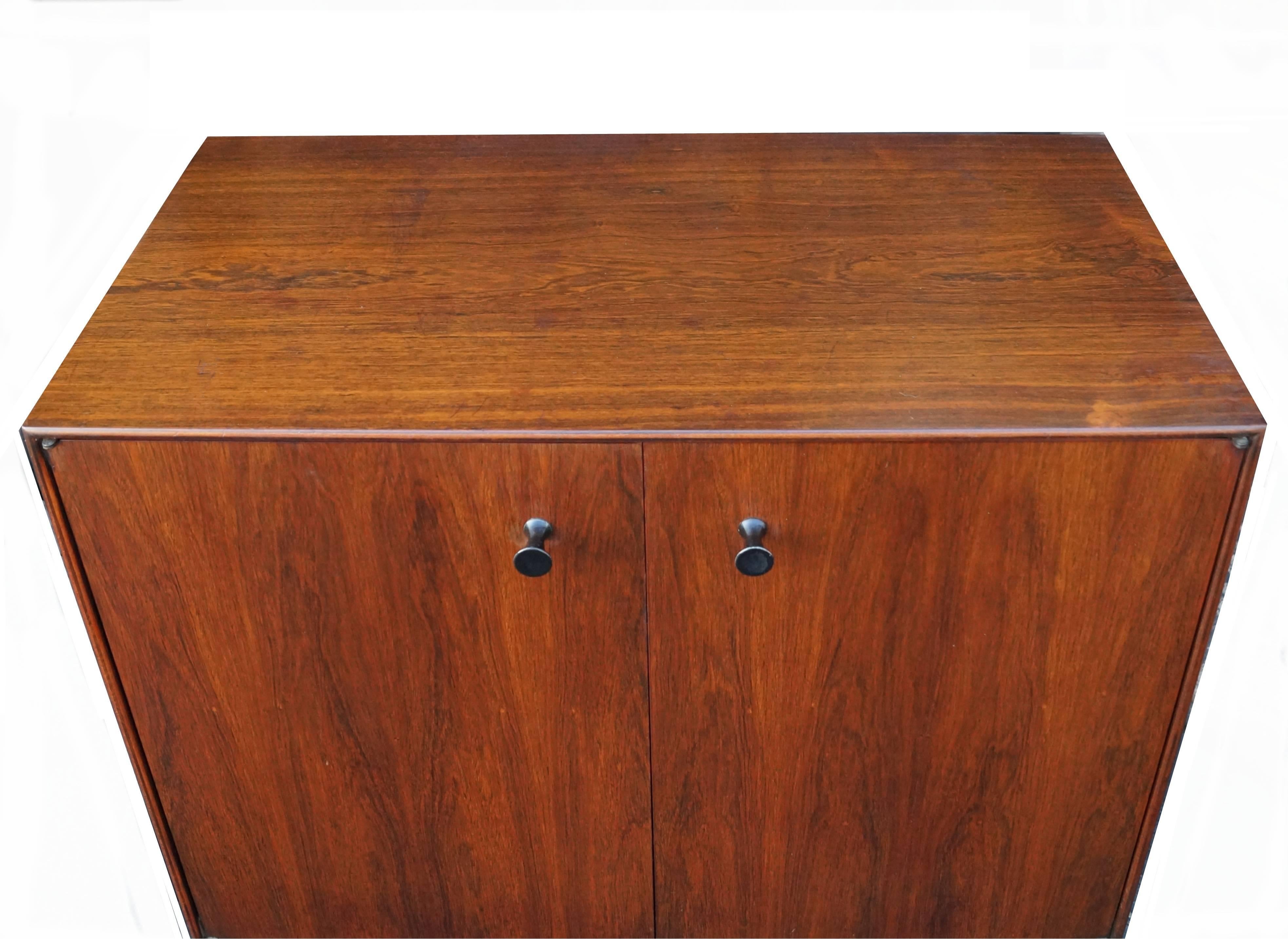 George Nelson for Herman Miller Rosewood Thin Edge Chest Cabinet Server In Fair Condition In Wayne, NJ