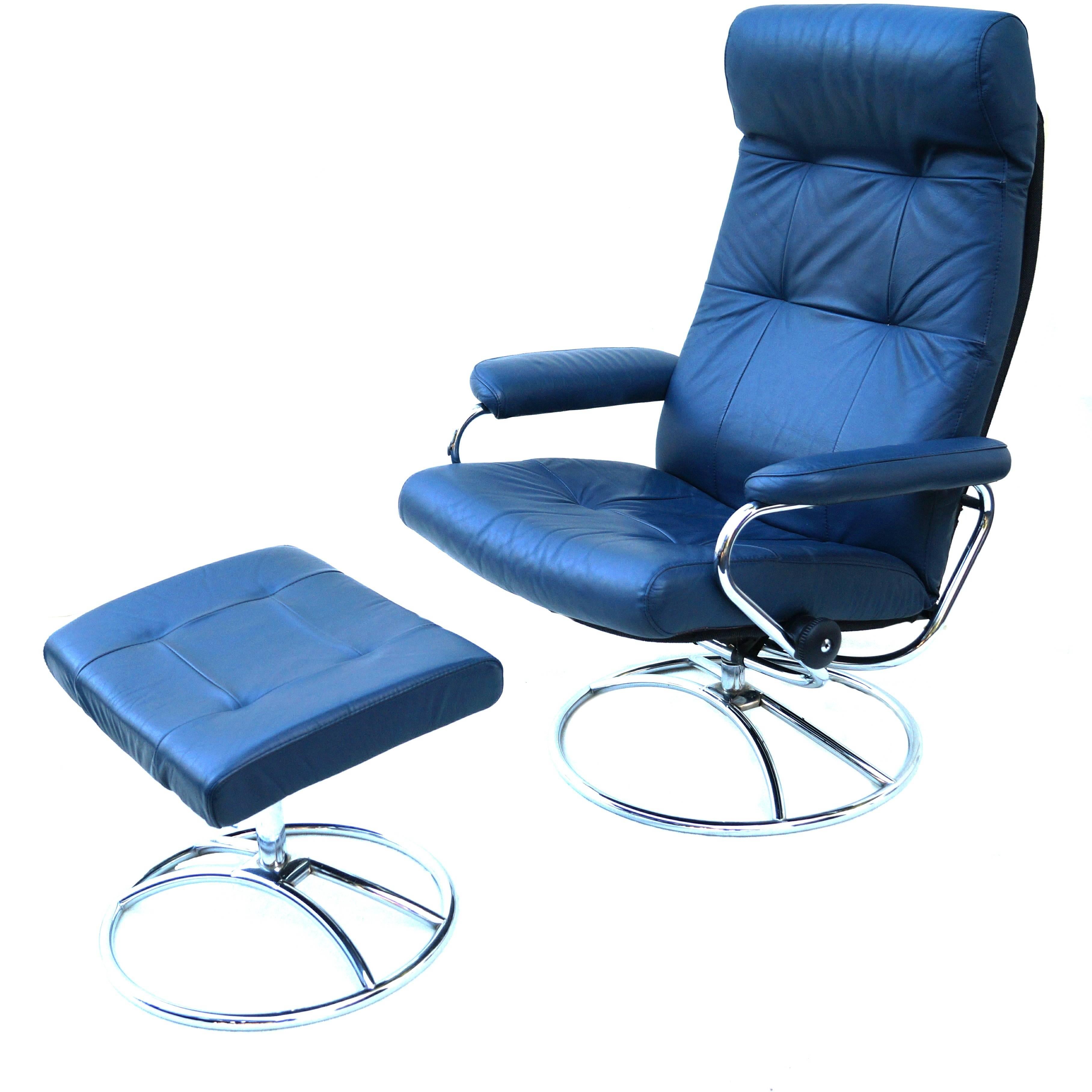 Ekornes dark blue lounge chair and ottoman. Ottoman measures 19