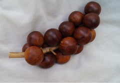 Fruits et bol / plateau en bois sculptés à la main, style danois moderne du milieu du siècle