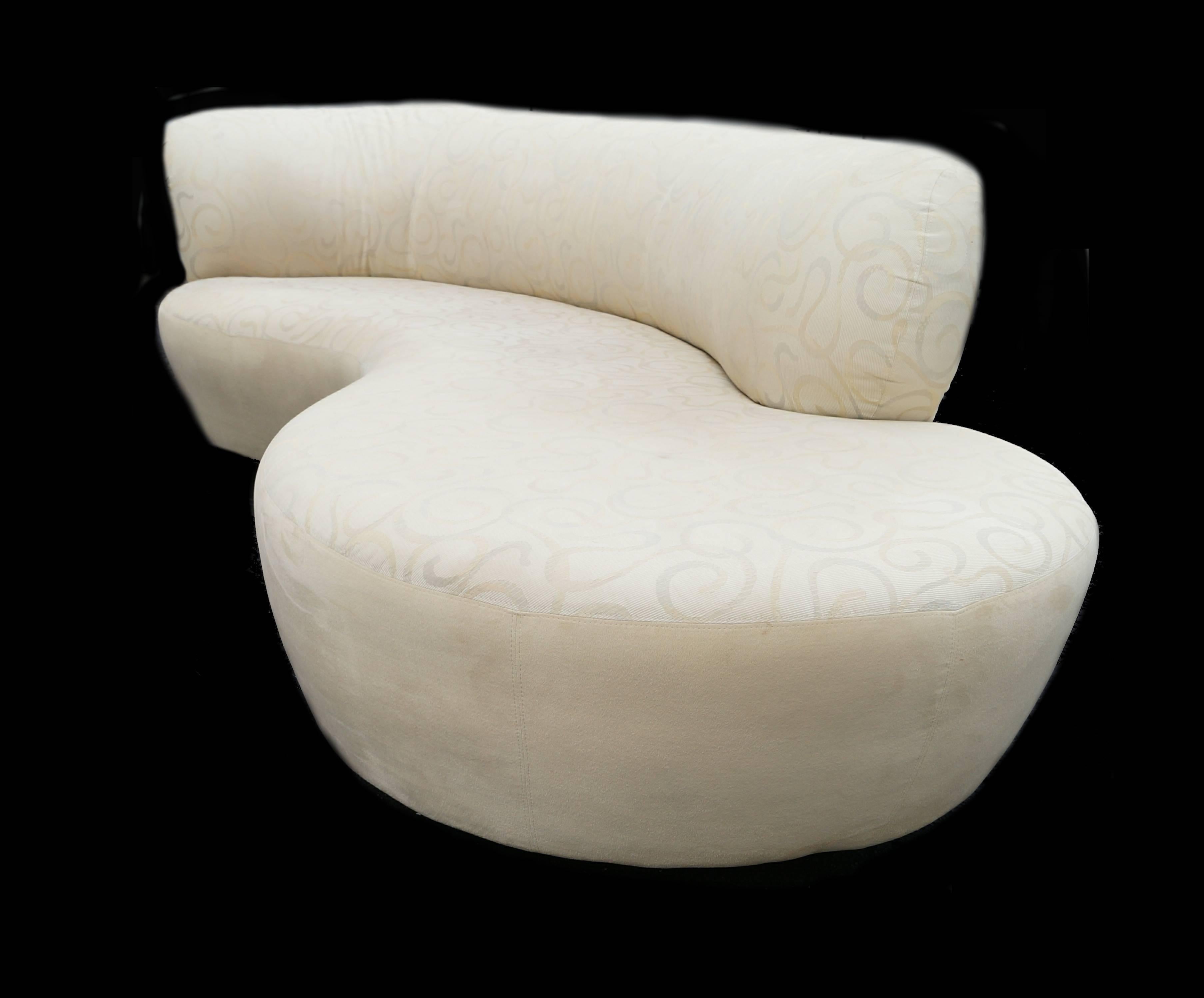 Vladimir Kagan Style Serpentine Cloud Sofa Right Arm In Good Condition In Wayne, NJ
