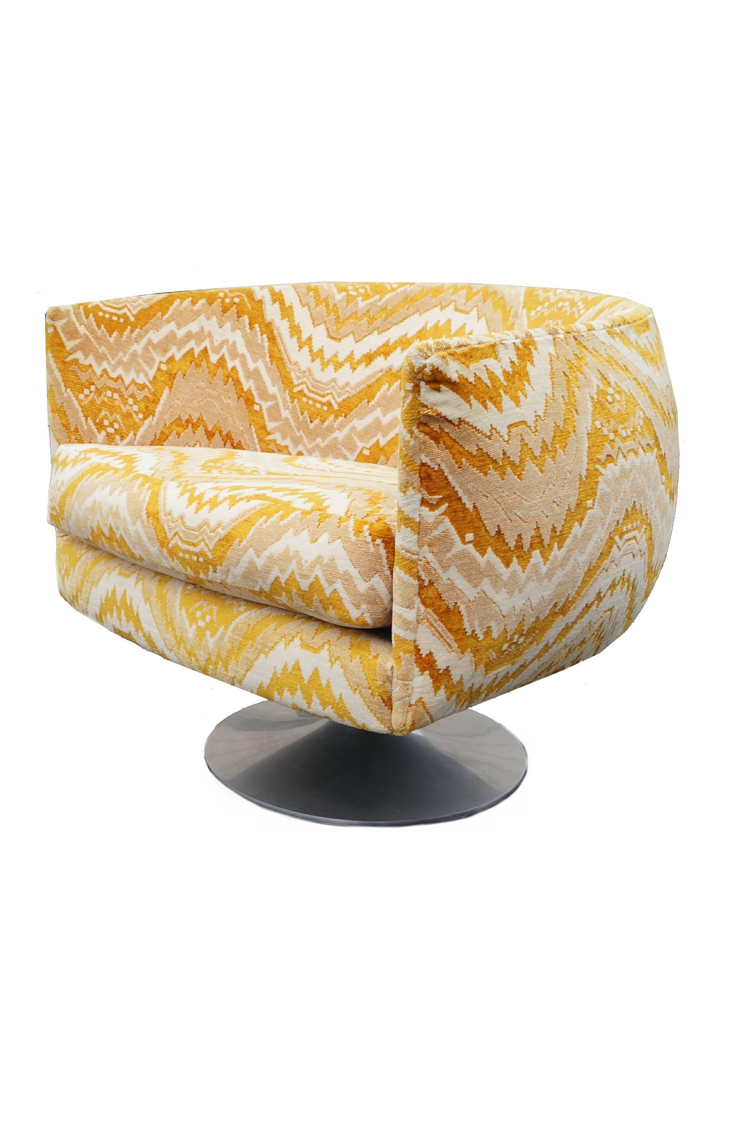 Fabric Pair of Mid-Century Modern Swivel Tulip Lounge Chairs