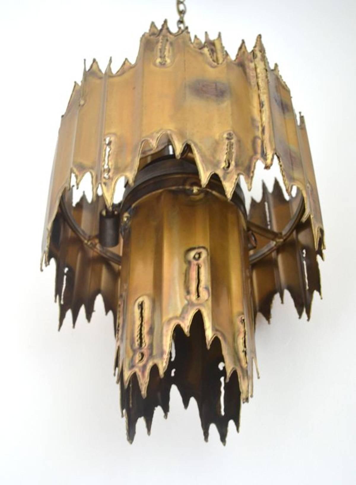 Midcentury Brutalist Torch Cut Chandelier by Tom Greene In Good Condition For Sale In West Palm Beach, FL
