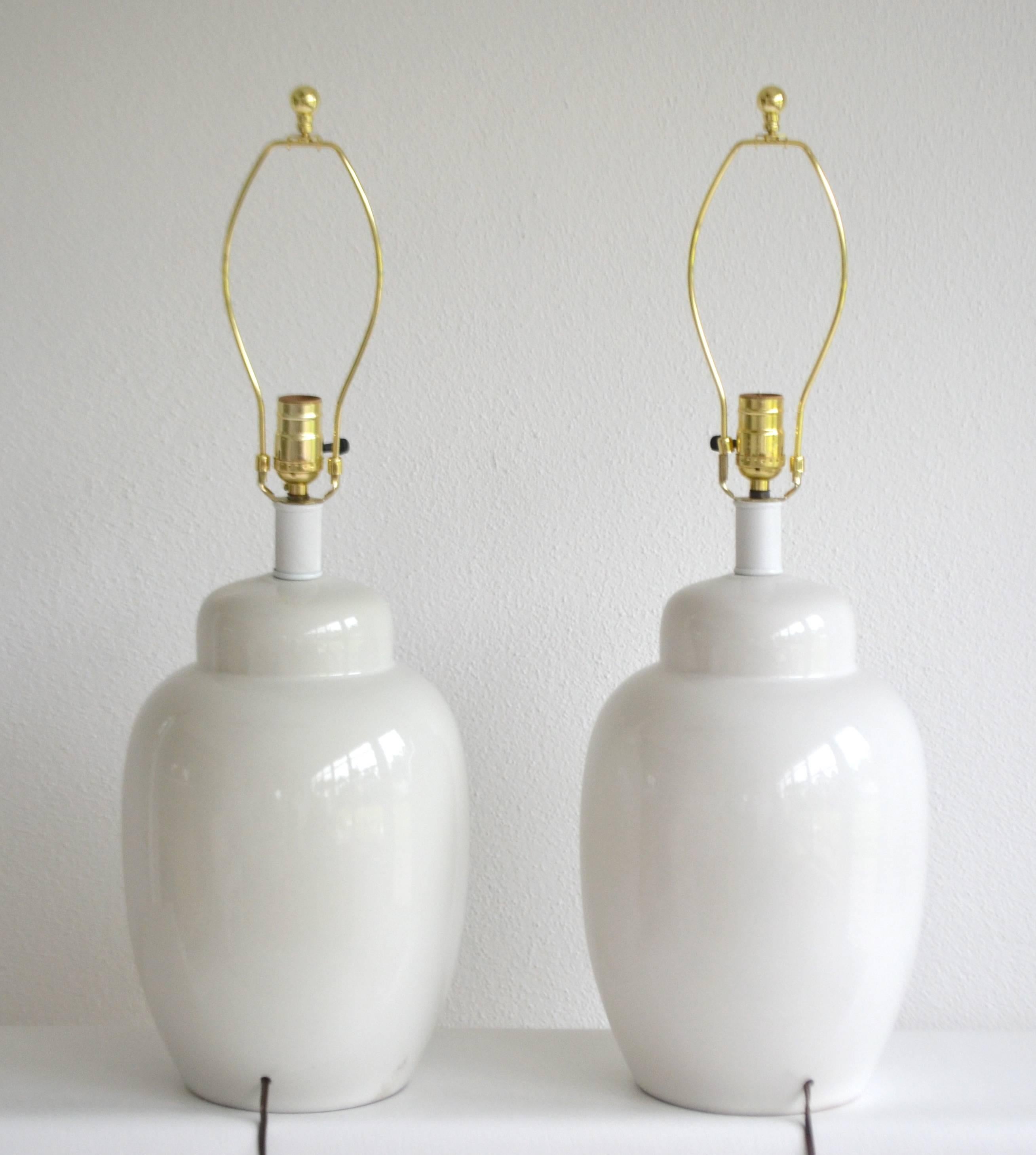 Pair of Midcentury Blanc de Chine Ginger Jar Form Table Lamps In Good Condition For Sale In West Palm Beach, FL