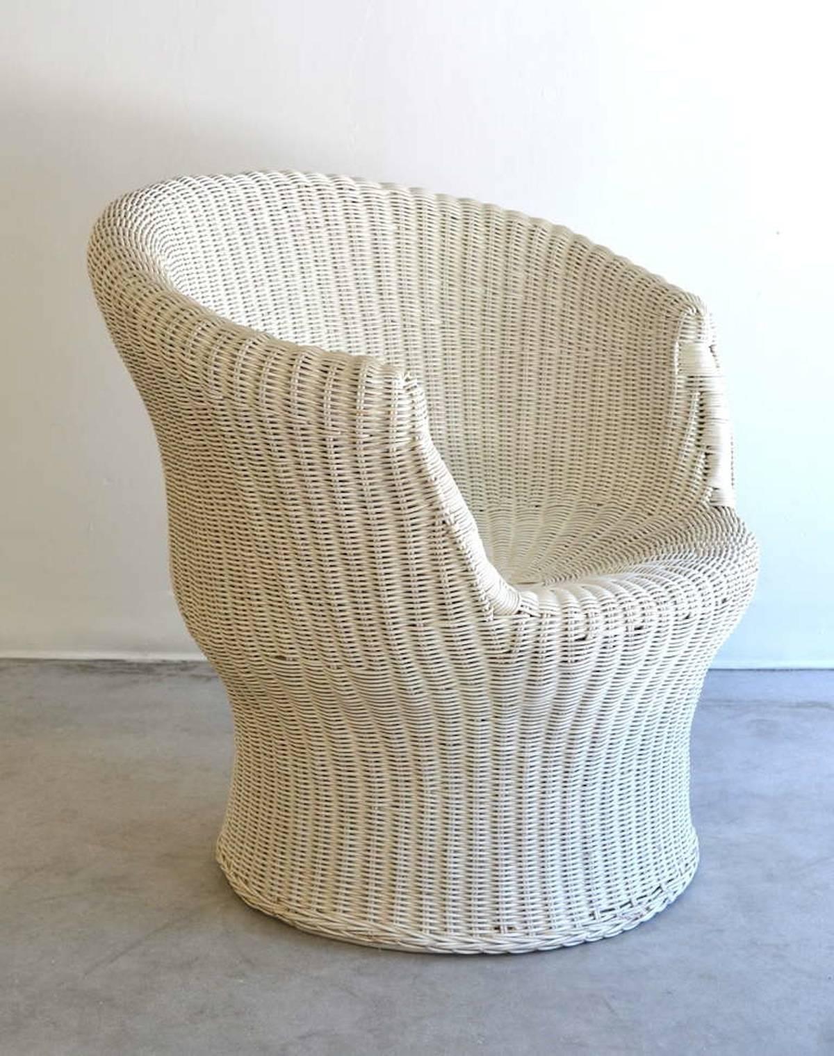 Midcentury French Woven Rattan Tub Chair In Good Condition For Sale In West Palm Beach, FL