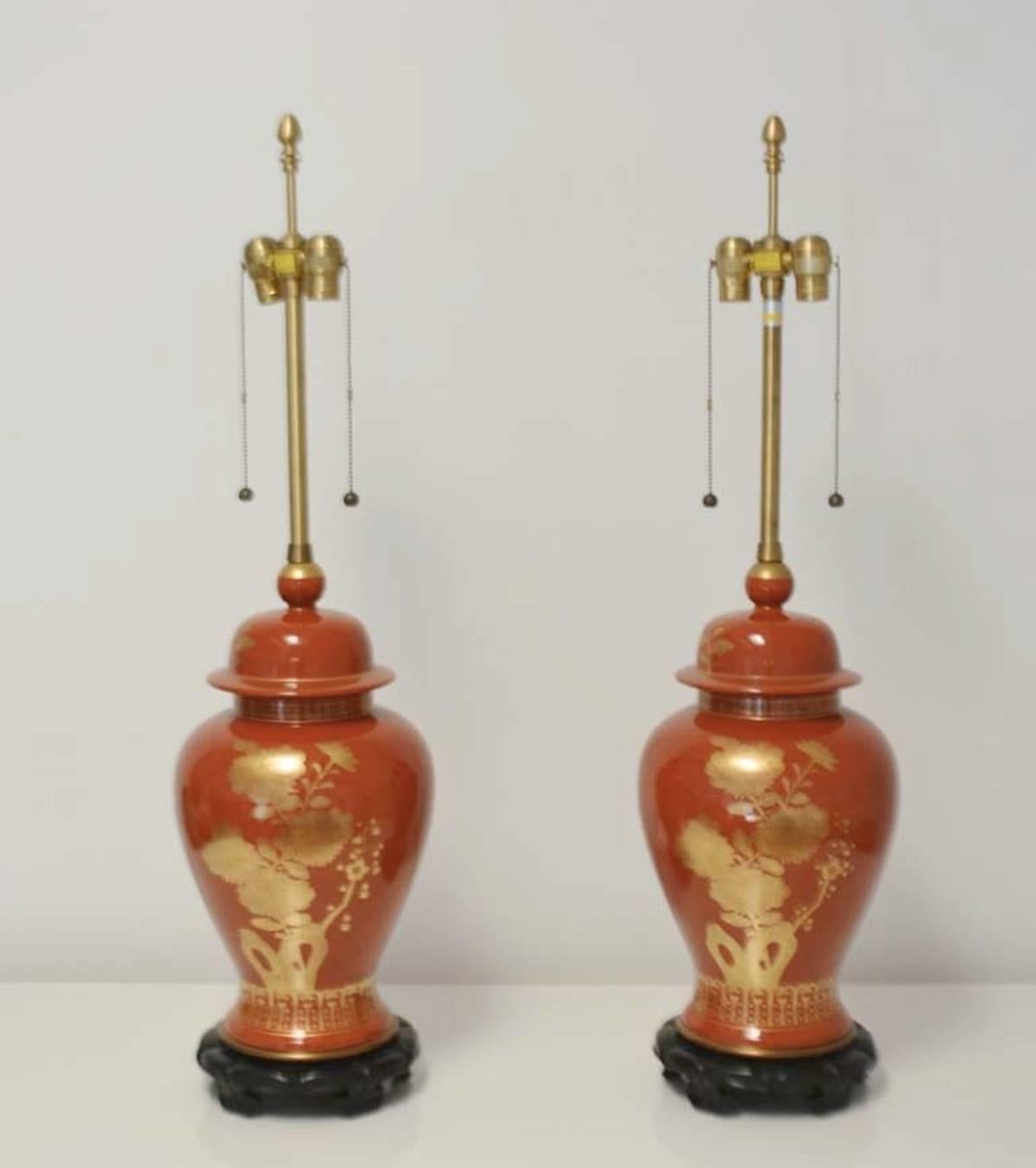 Pair of Hollywood Regency Ceramic Jar Form Table Lamps In Good Condition For Sale In West Palm Beach, FL