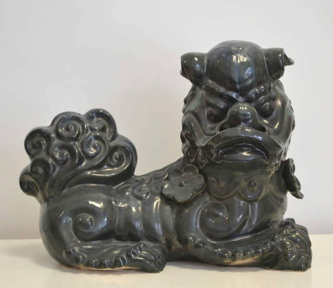 Hollywood Regency Ceramic Foo Dog In Good Condition For Sale In West Palm Beach, FL