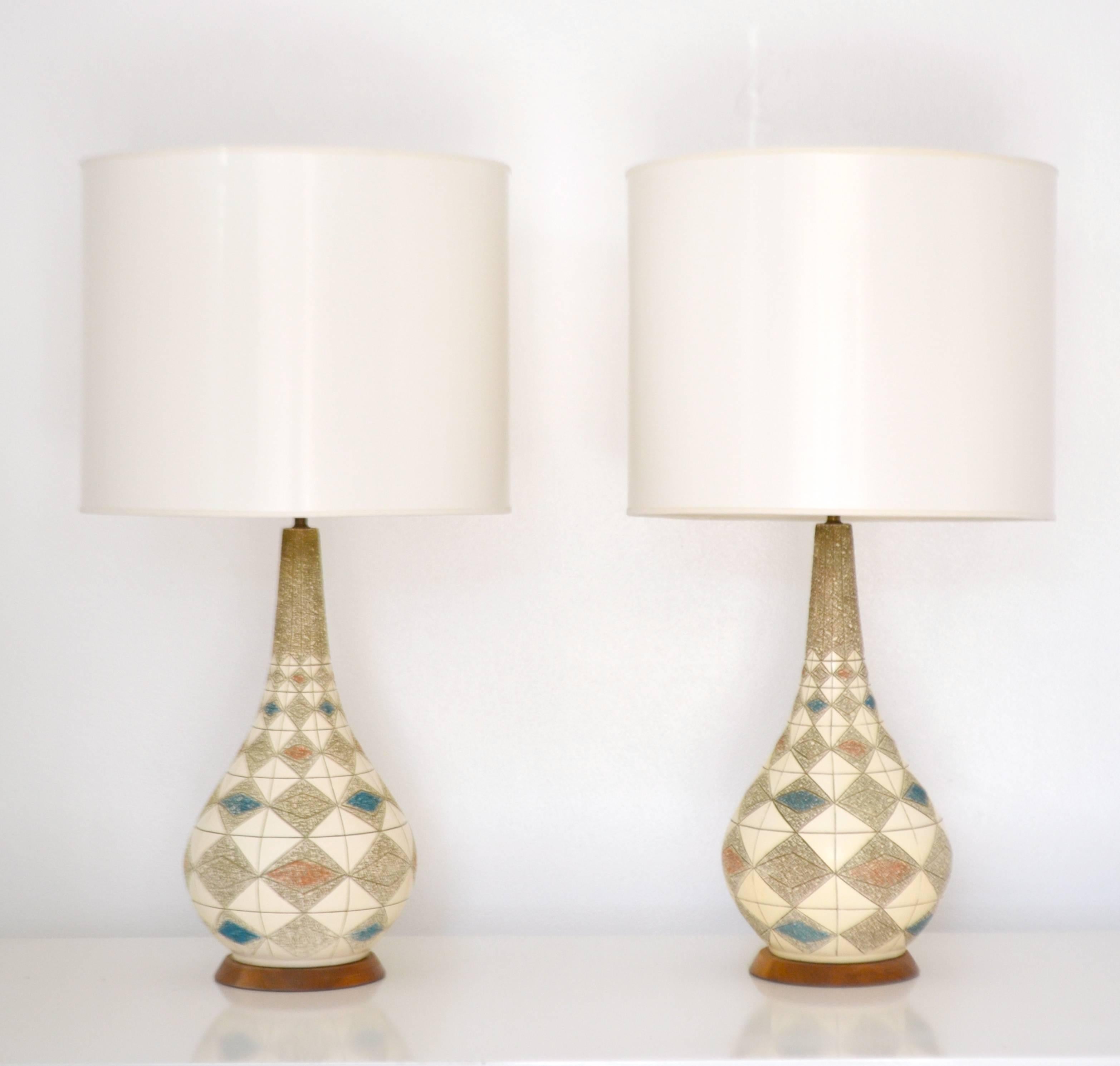 Wood Pair of Midcentury Ceramic Table Lamps For Sale