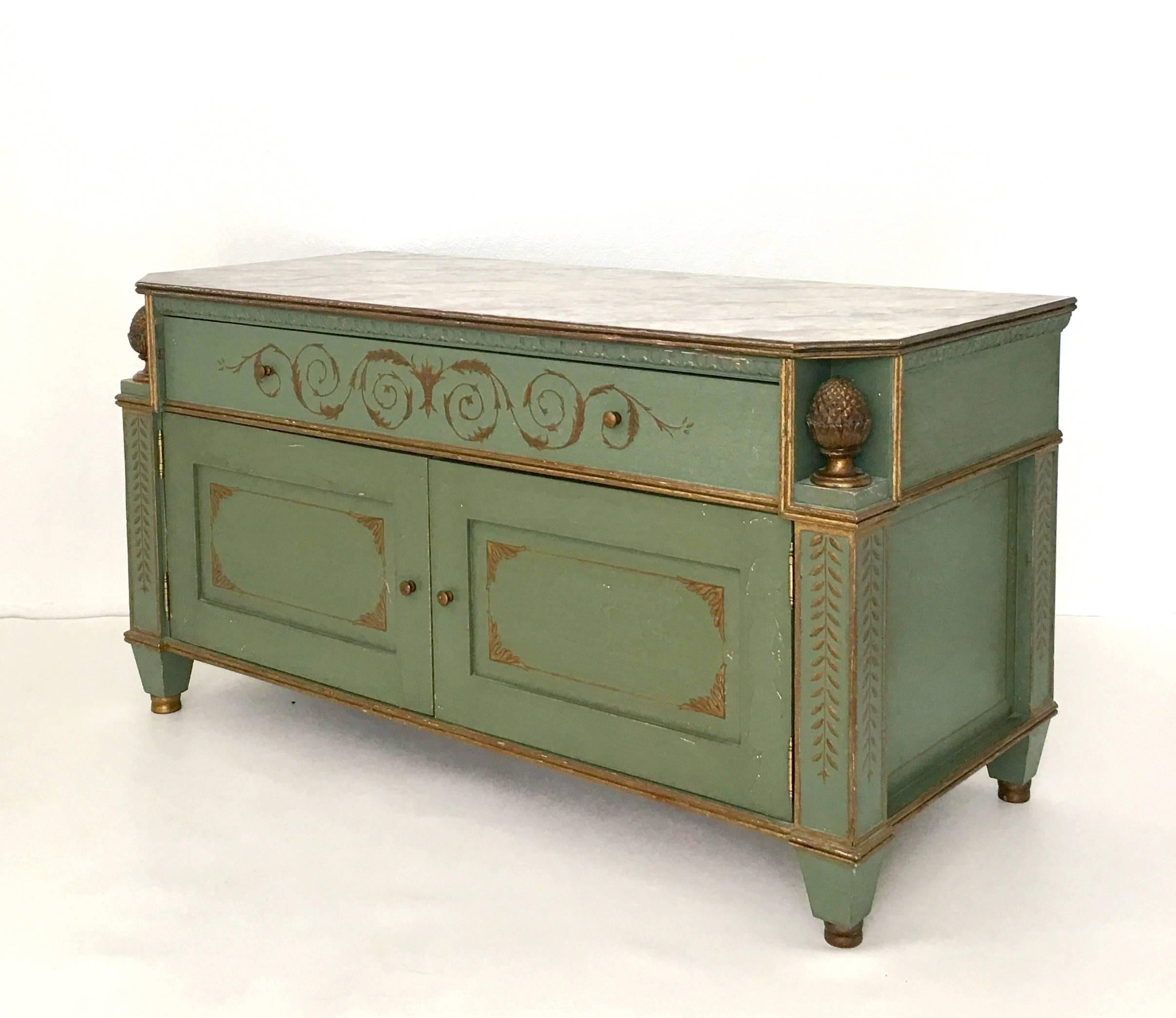 Pair of Neoclassical Style Painted Commodes In Excellent Condition In West Palm Beach, FL