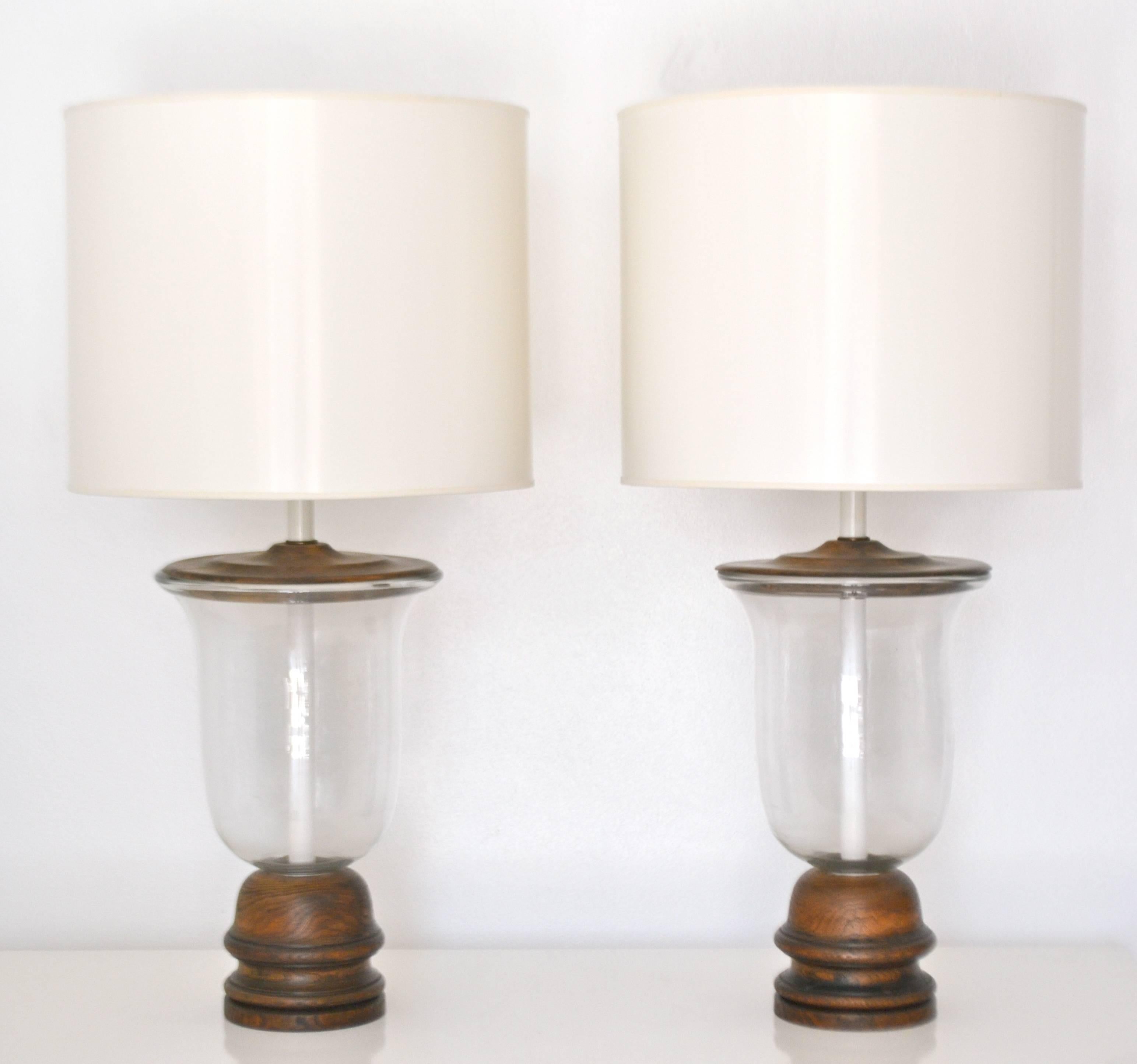 Brass Pair of Mid-Century Blown Glass Bell Jar Table Lamps For Sale