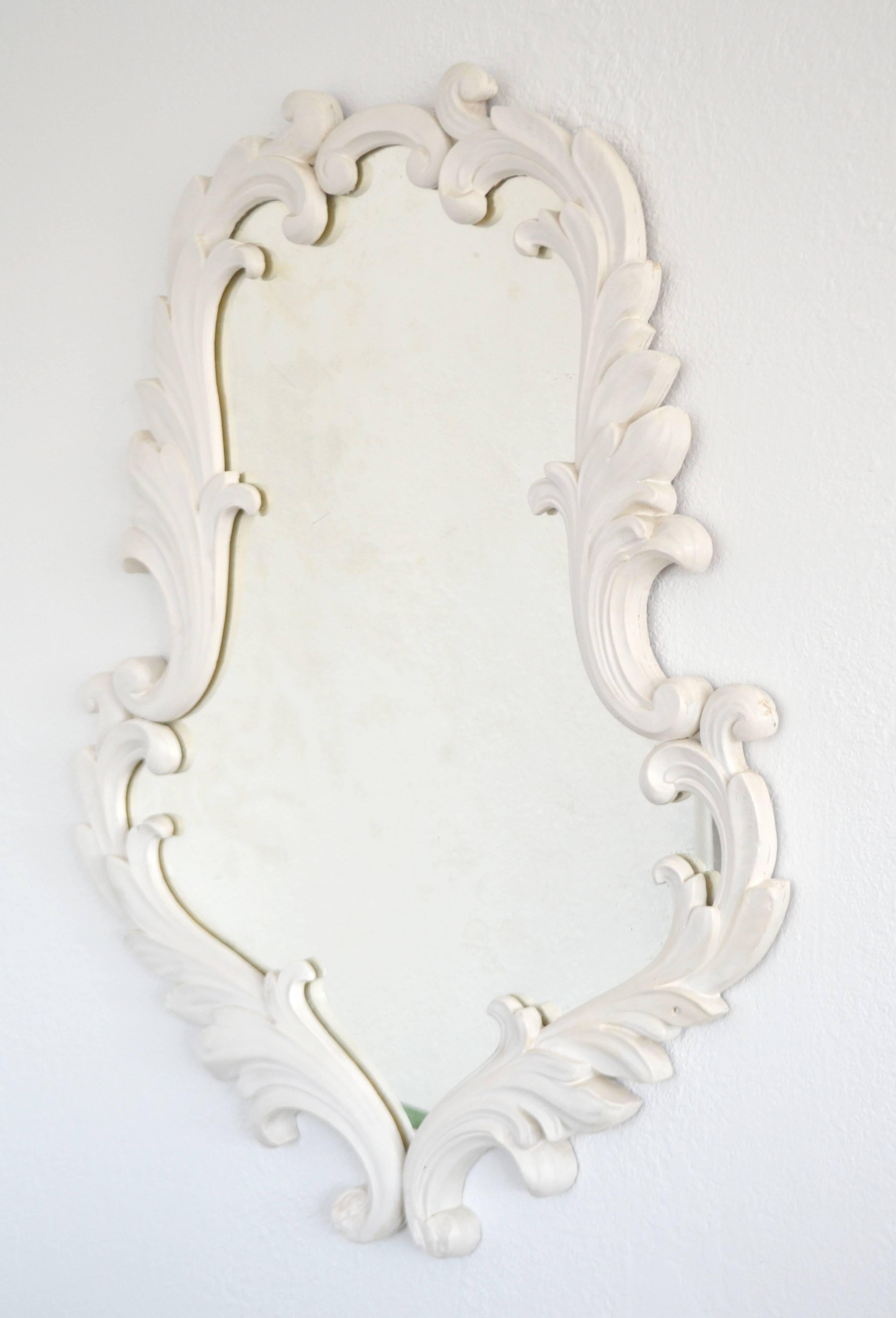 Mid-20th Century Hollywood Regency White Gessoed Carved Oak Wall Mirror For Sale