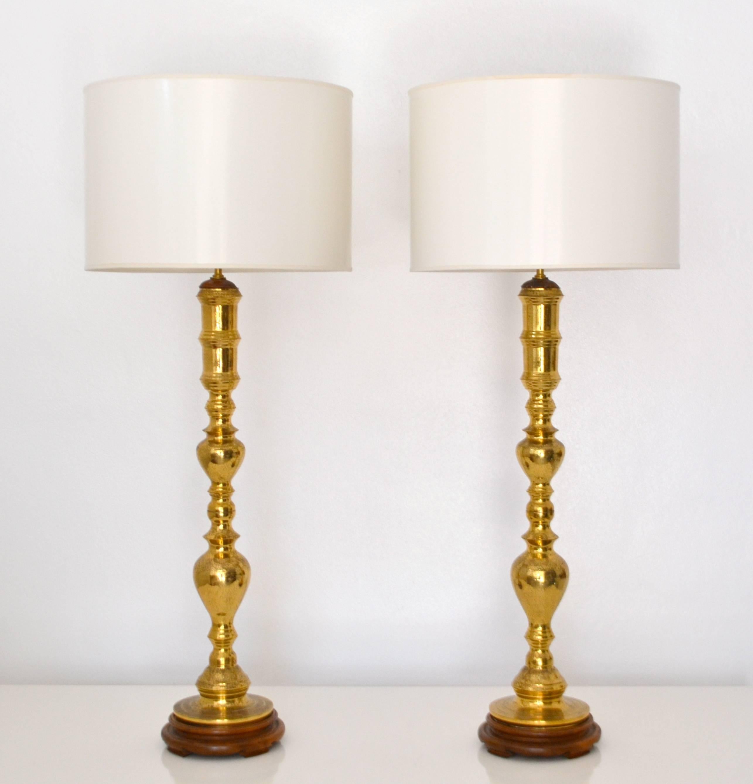 Pair of Midcentury Etched Brass Candlestick Table Lamps For Sale 2