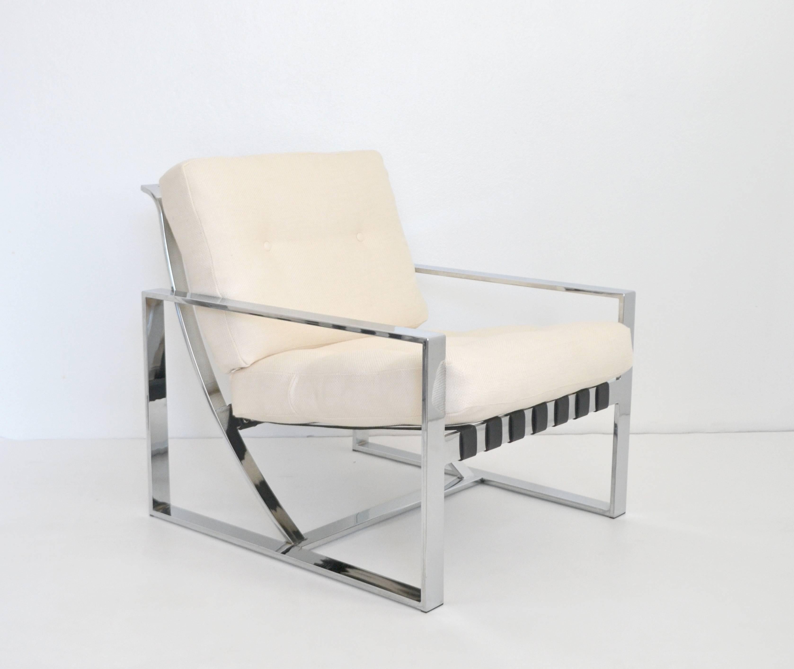 Pair of Italian Neo Rationalist Club Chairs In Good Condition For Sale In West Palm Beach, FL